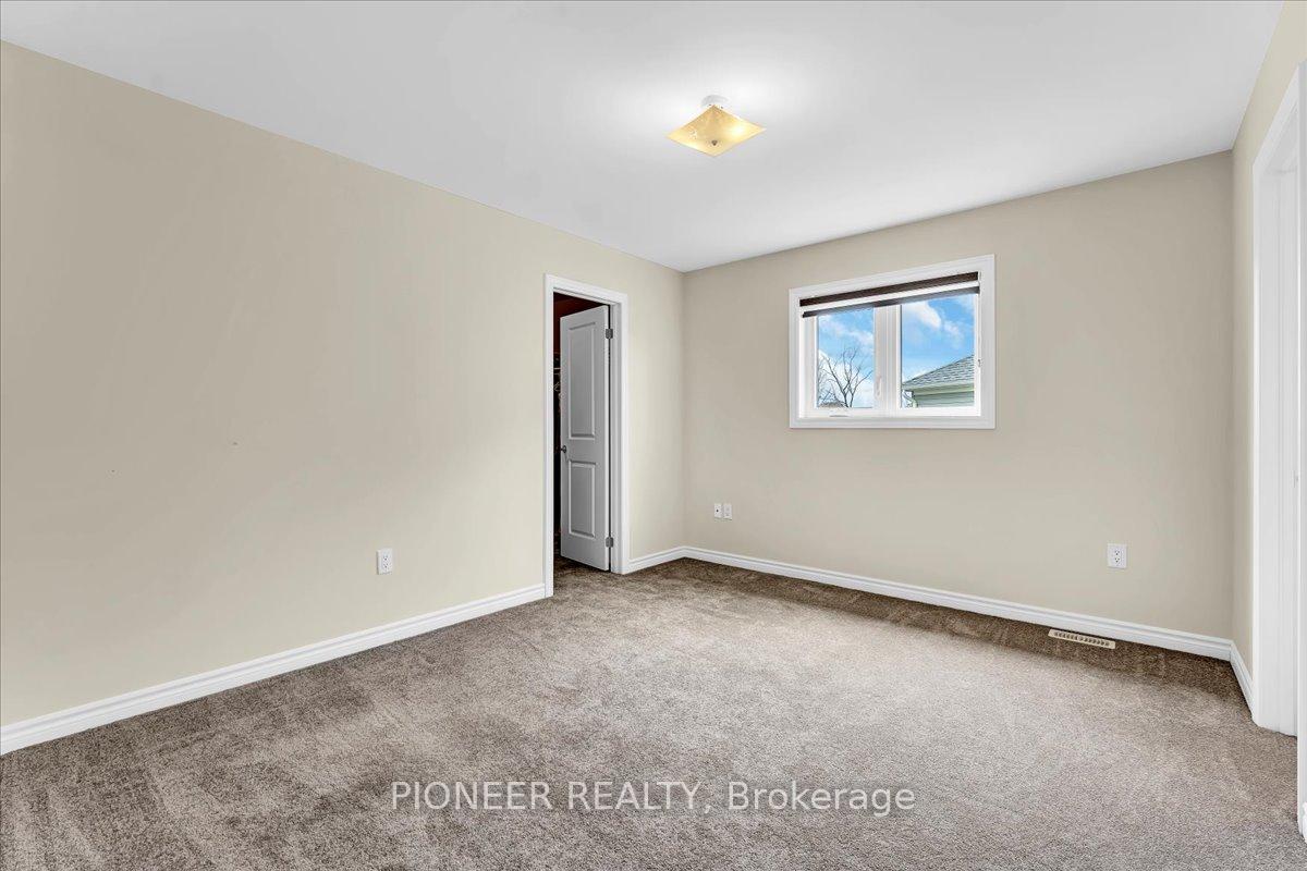 Photo 36 of 5 Todd Crescent, Southgate — HOMEH
