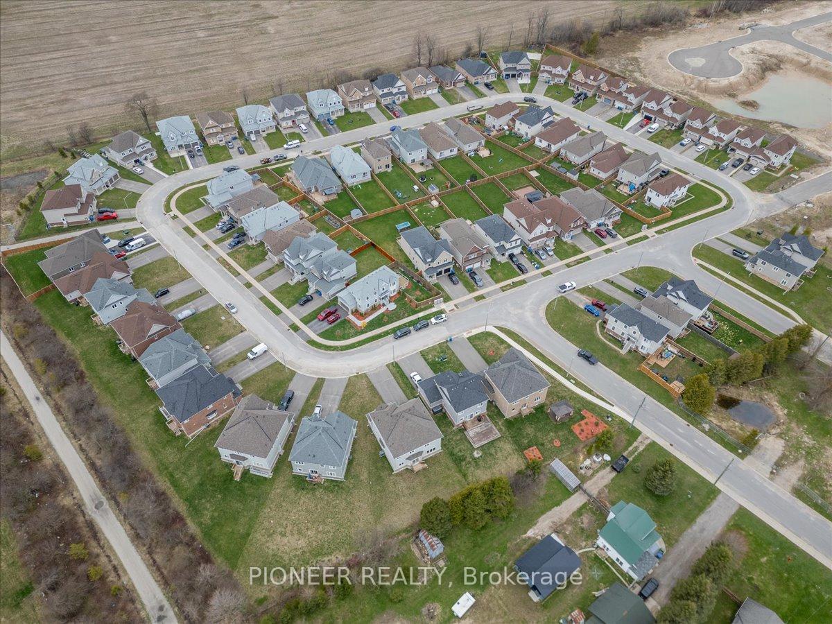 Photo 49 of 5 Todd Crescent, Southgate — HOMEH
