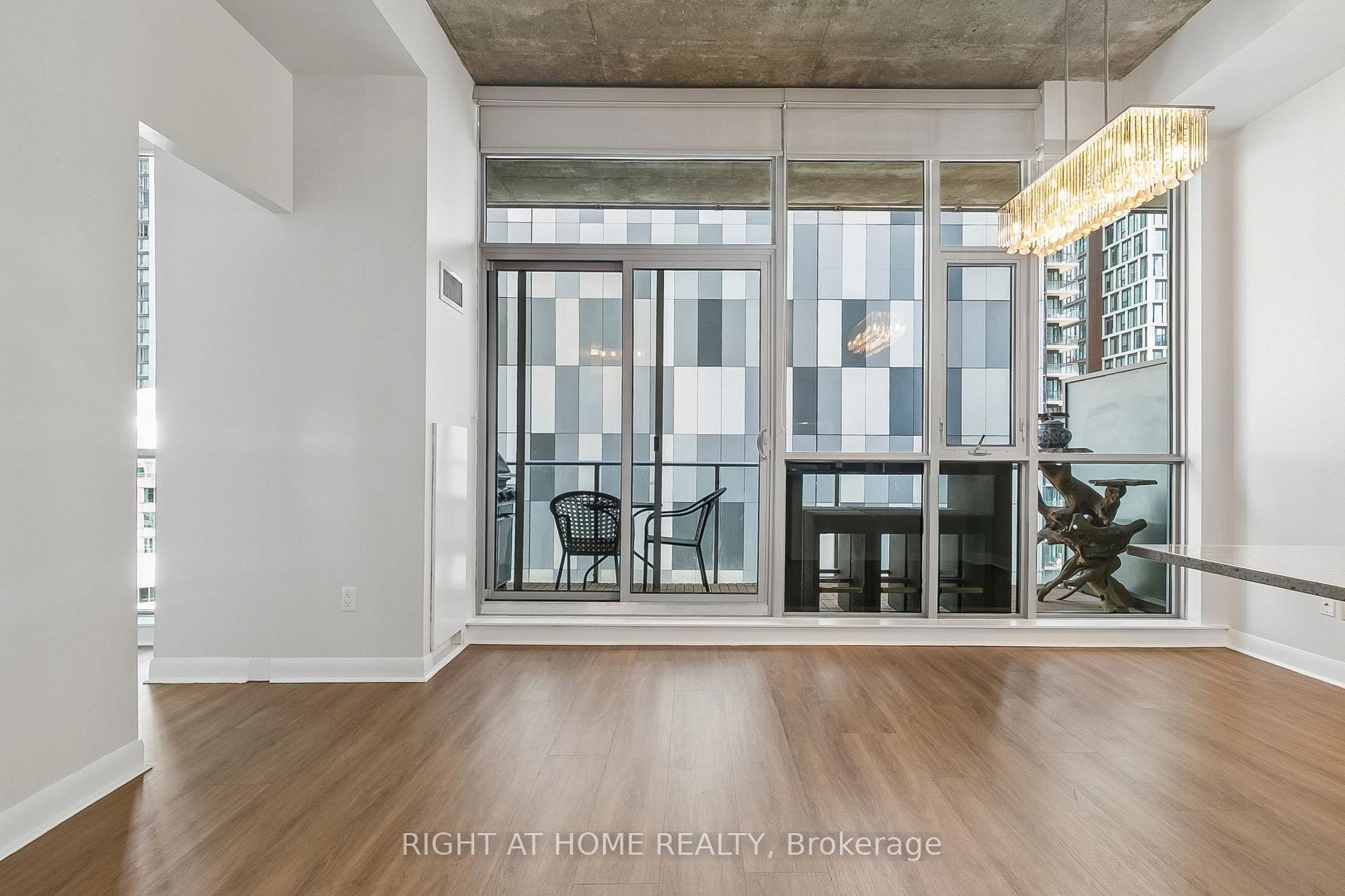 Photo 3 of Unit 1606, 375 King Street W, Toronto, Waterfront Communities — HOMEH