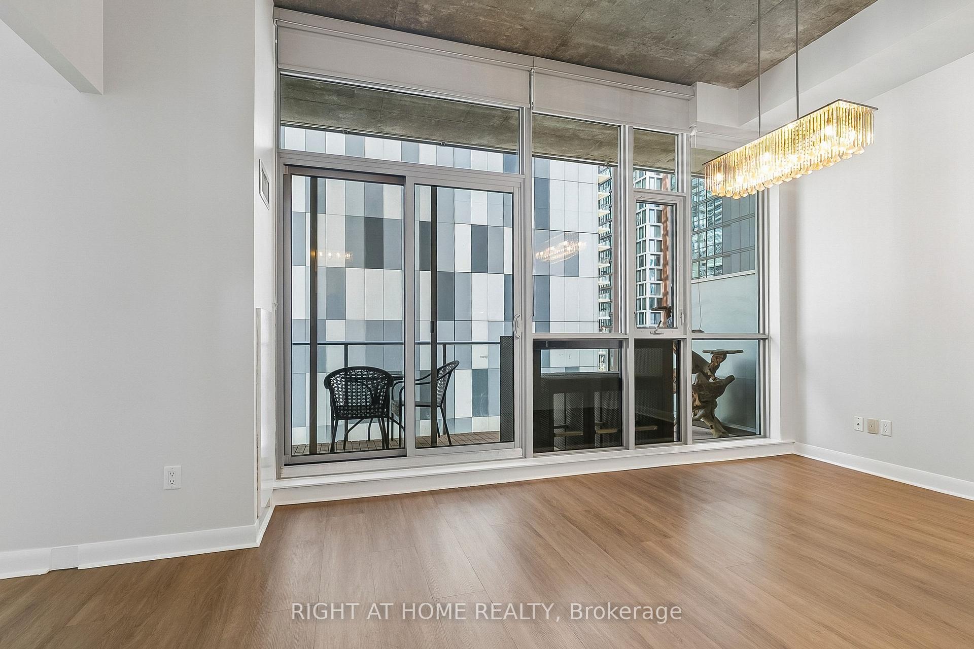 Photo 4 of Unit 1606, 375 King Street W, Toronto, Waterfront Communities — HOMEH