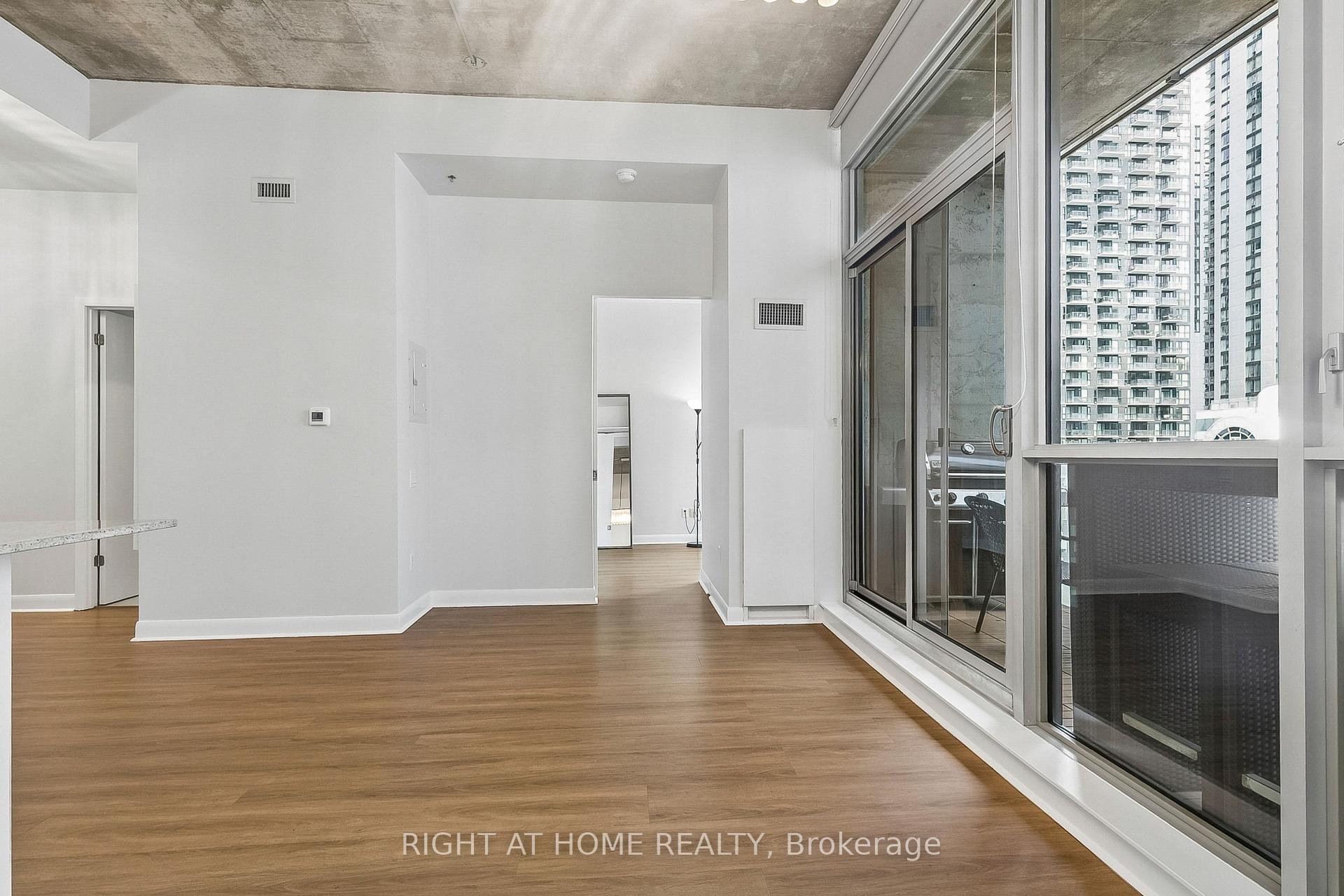 Photo 8 of Unit 1606, 375 King Street W, Toronto, Waterfront Communities — HOMEH