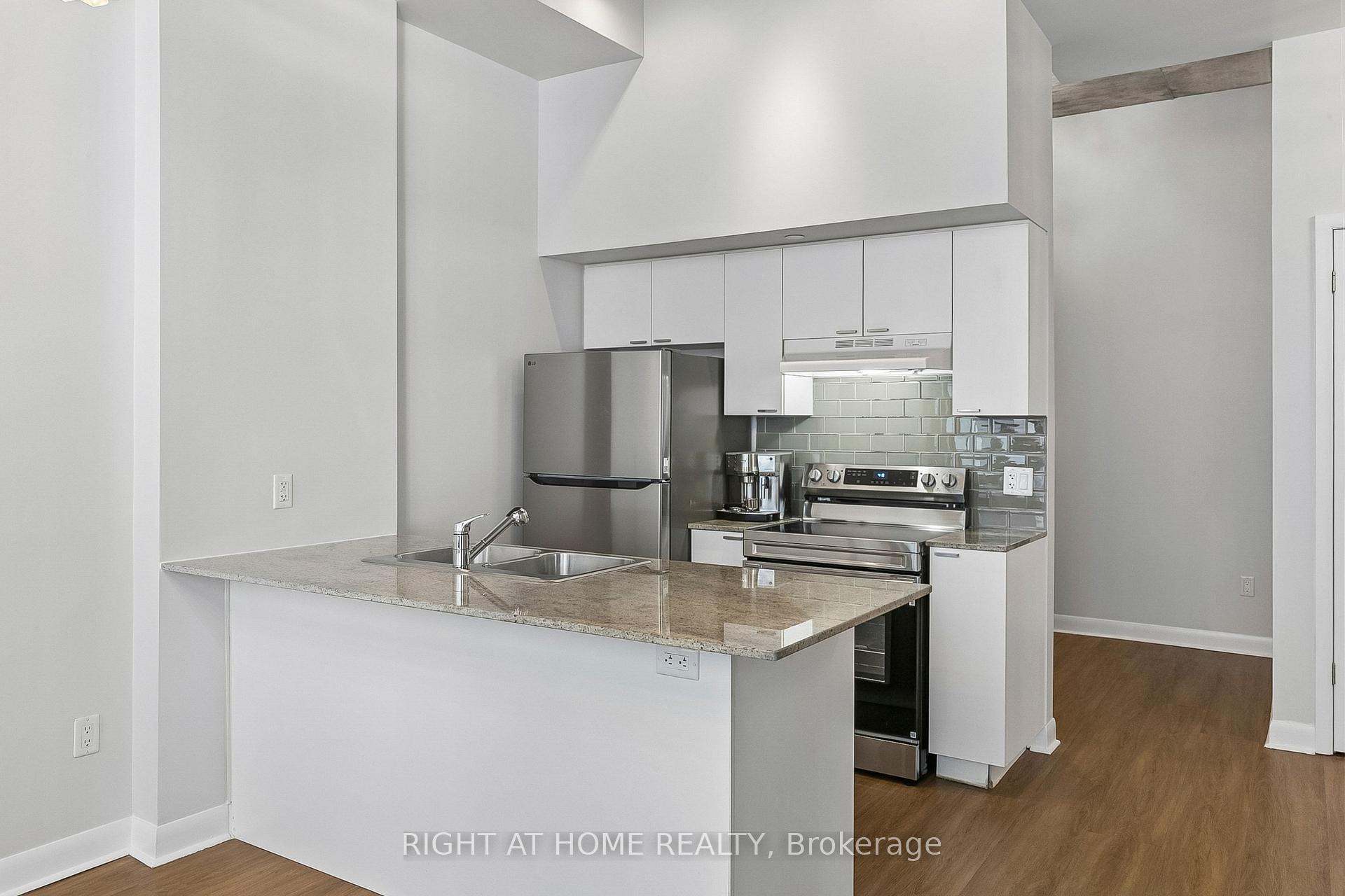 Photo 14 of Unit 1606, 375 King Street W, Toronto, Waterfront Communities — HOMEH