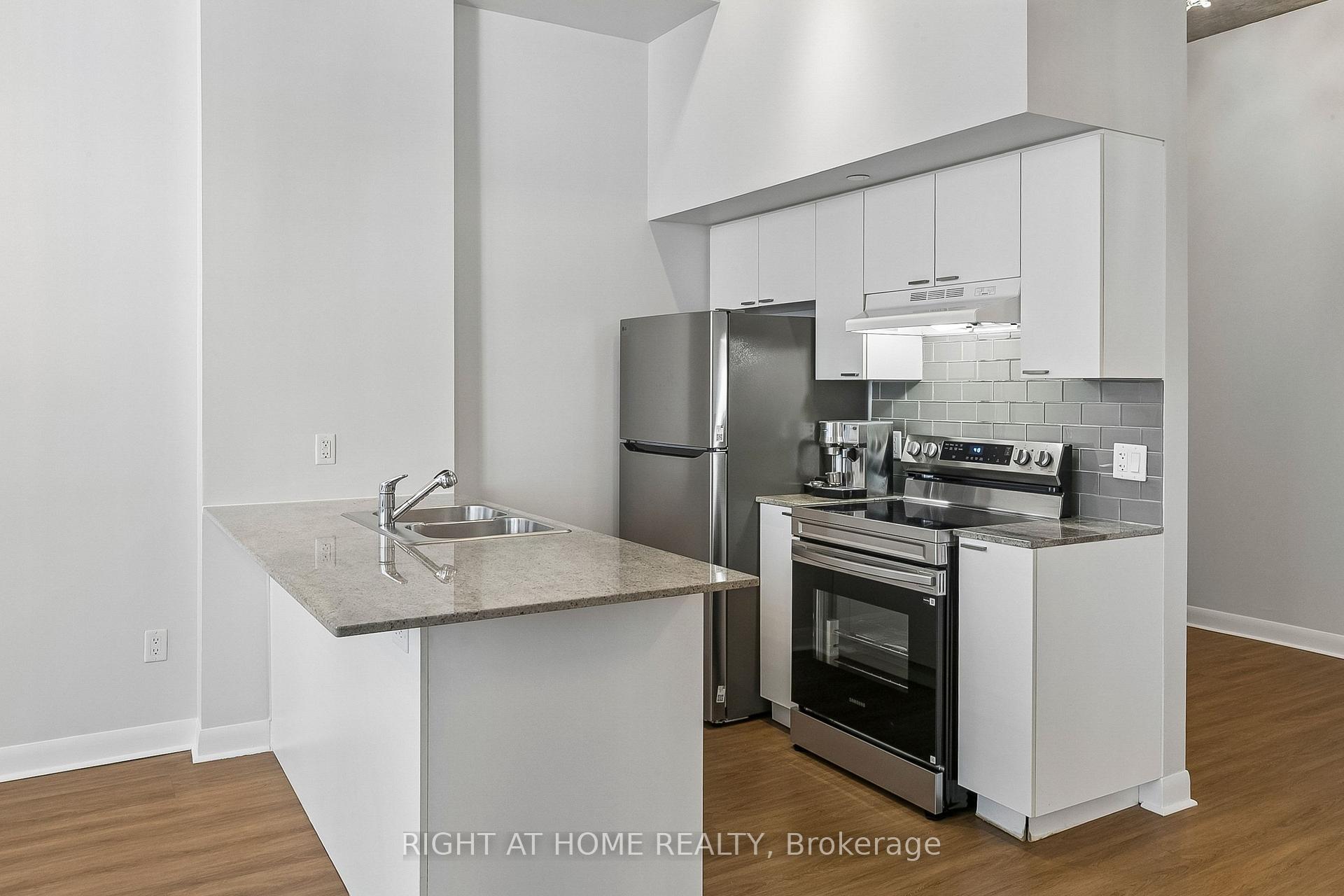 Photo 15 of Unit 1606, 375 King Street W, Toronto, Waterfront Communities — HOMEH