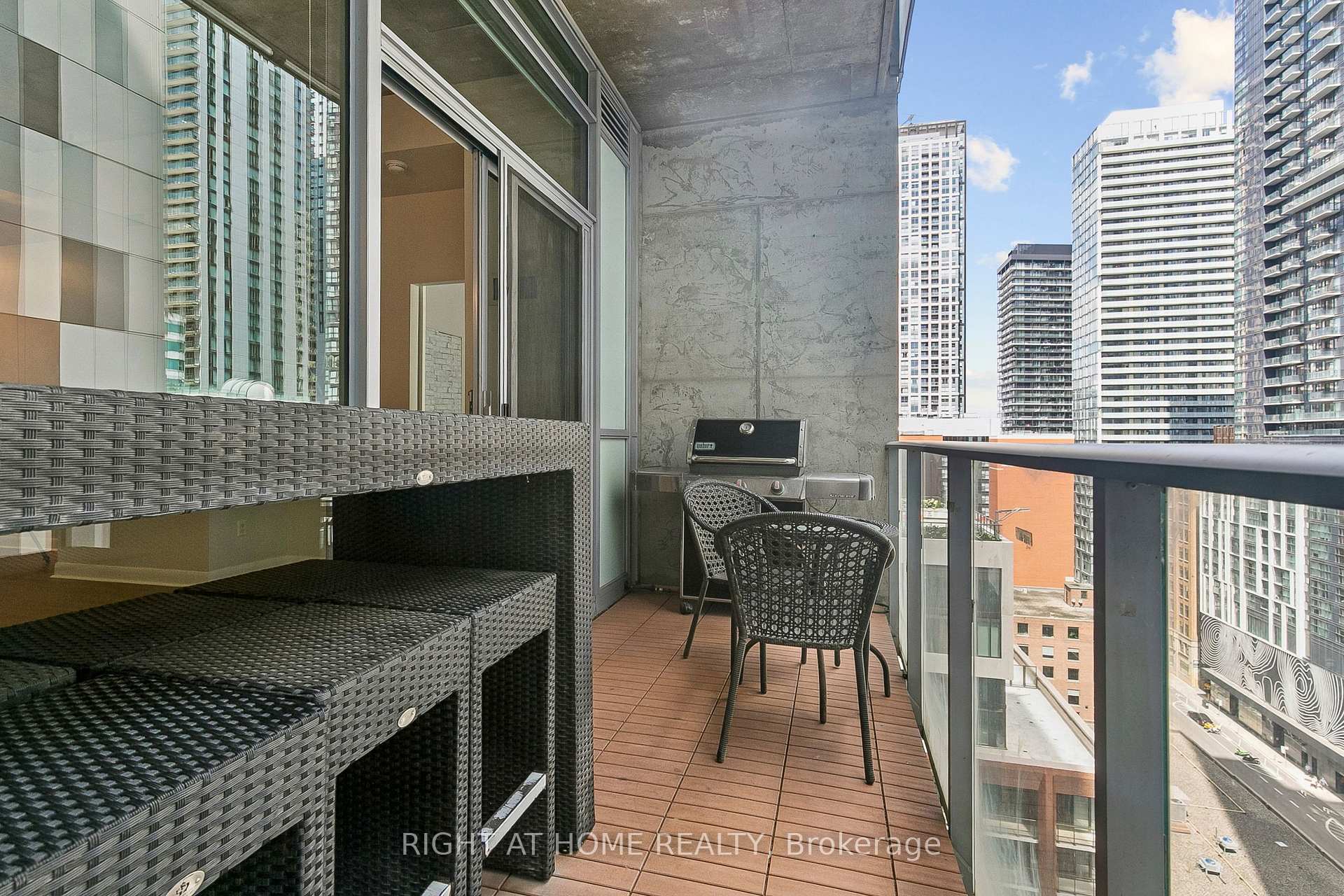 Photo 26 of Unit 1606, 375 King Street W, Toronto, Waterfront Communities — HOMEH