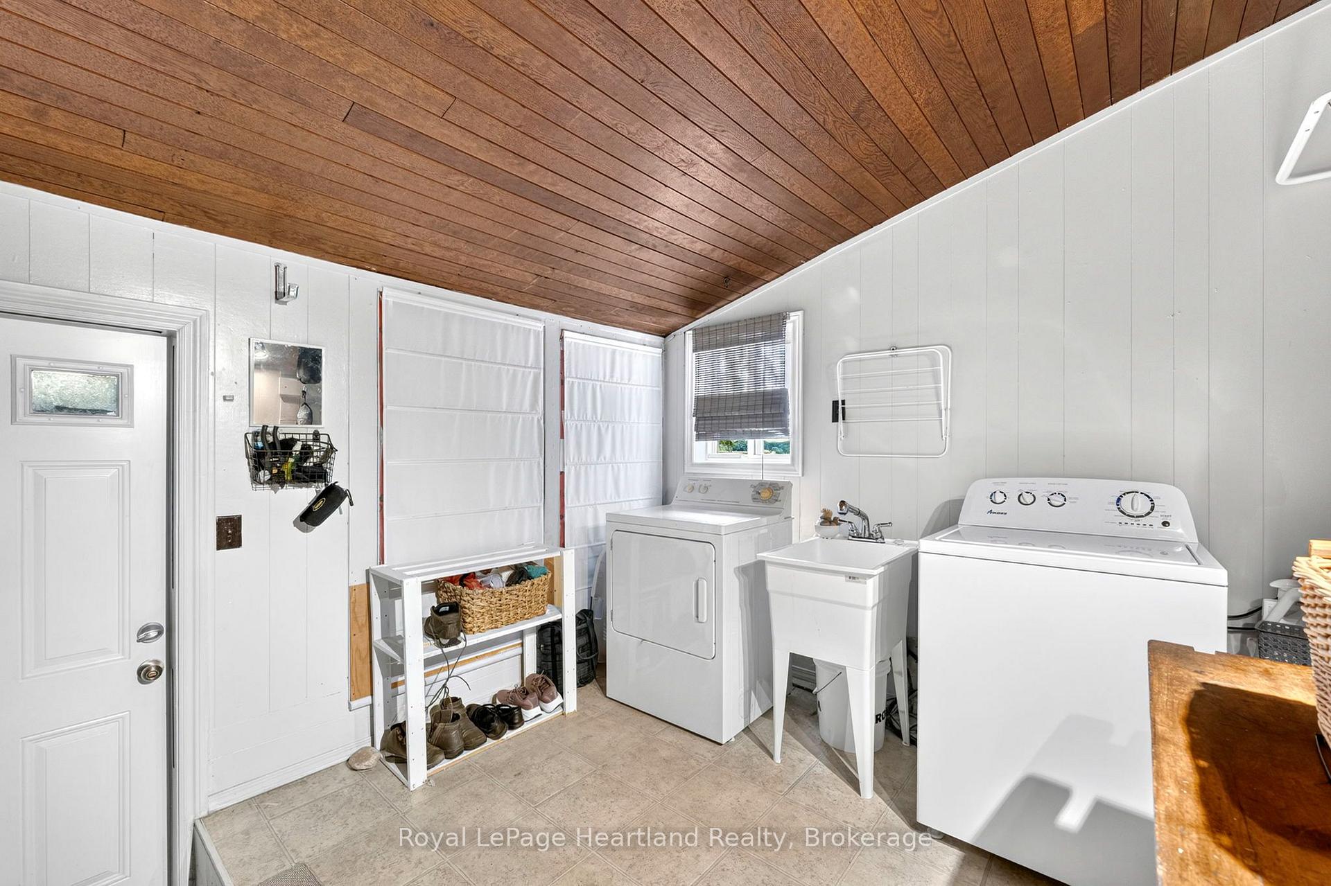 Photo 33 of 39968 Kippen Road, Bluewater, Stanley — HOMEH