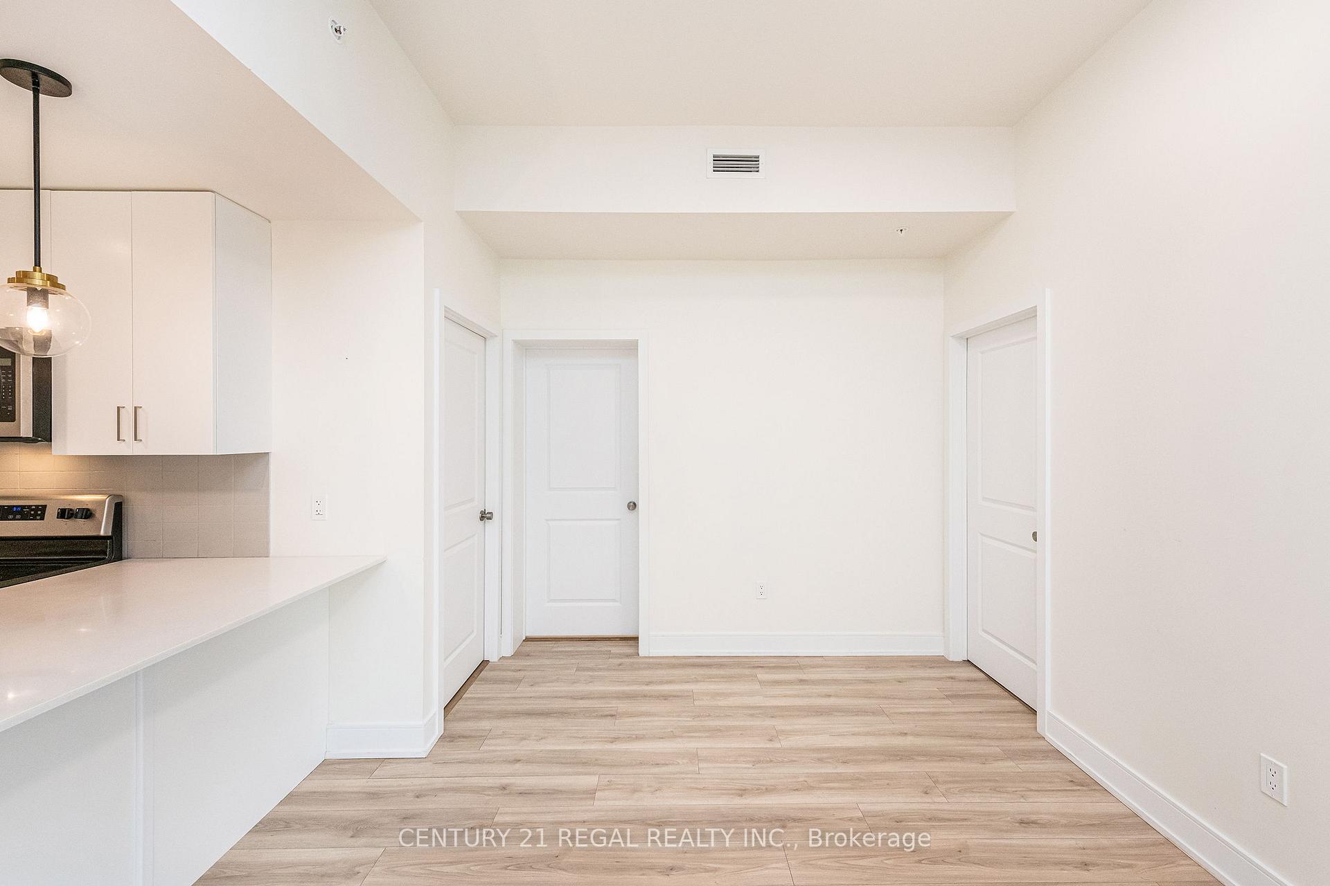 Photo 16 of Unit Unit 205, 121 Mary Street, Clearview, Creemore — HOMEH
