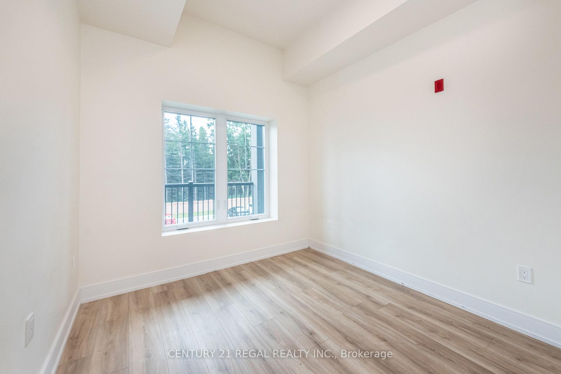 Photo 17 of Unit Unit 205, 121 Mary Street, Clearview, Creemore — HOMEH