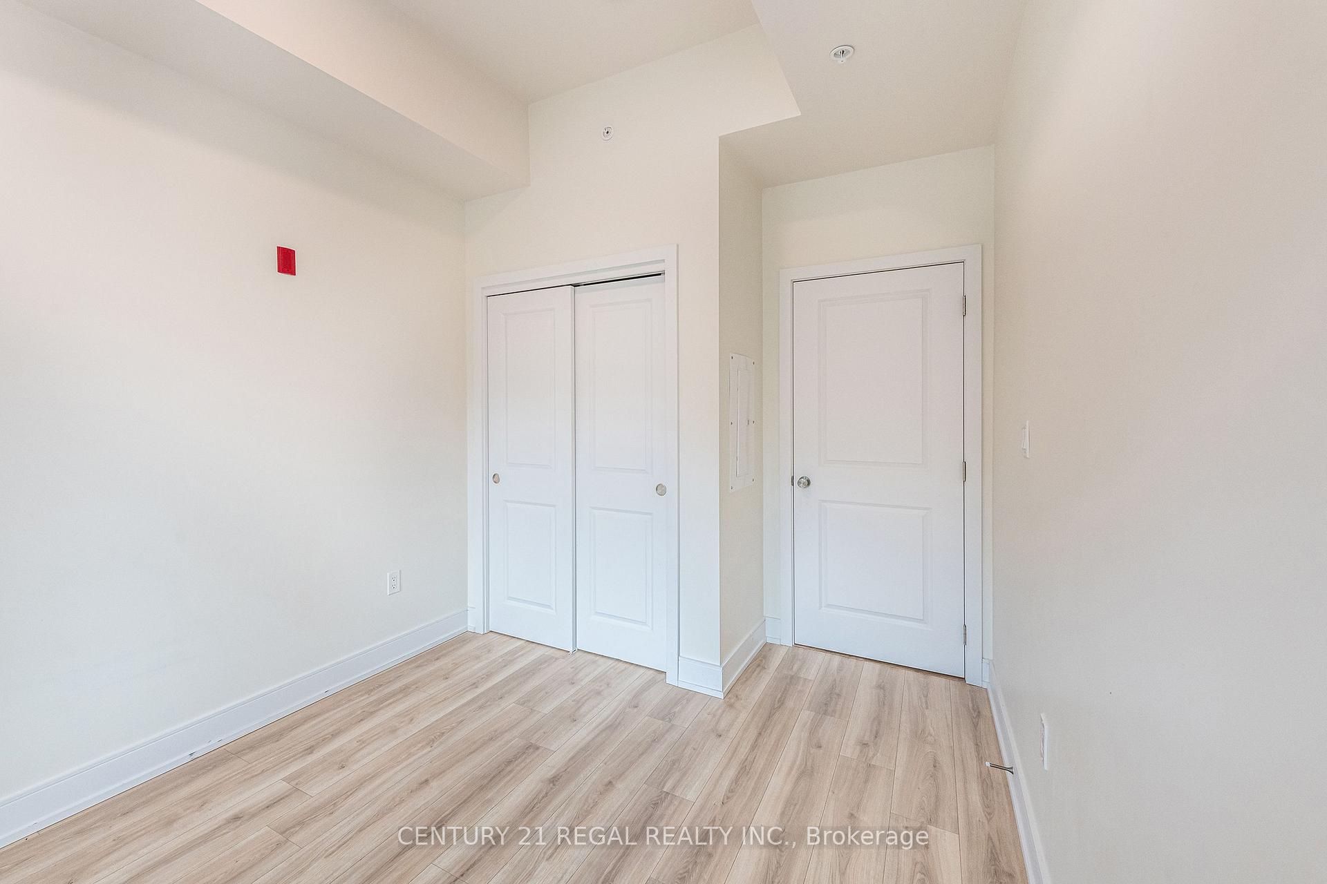 Photo 18 of Unit Unit 205, 121 Mary Street, Clearview, Creemore — HOMEH