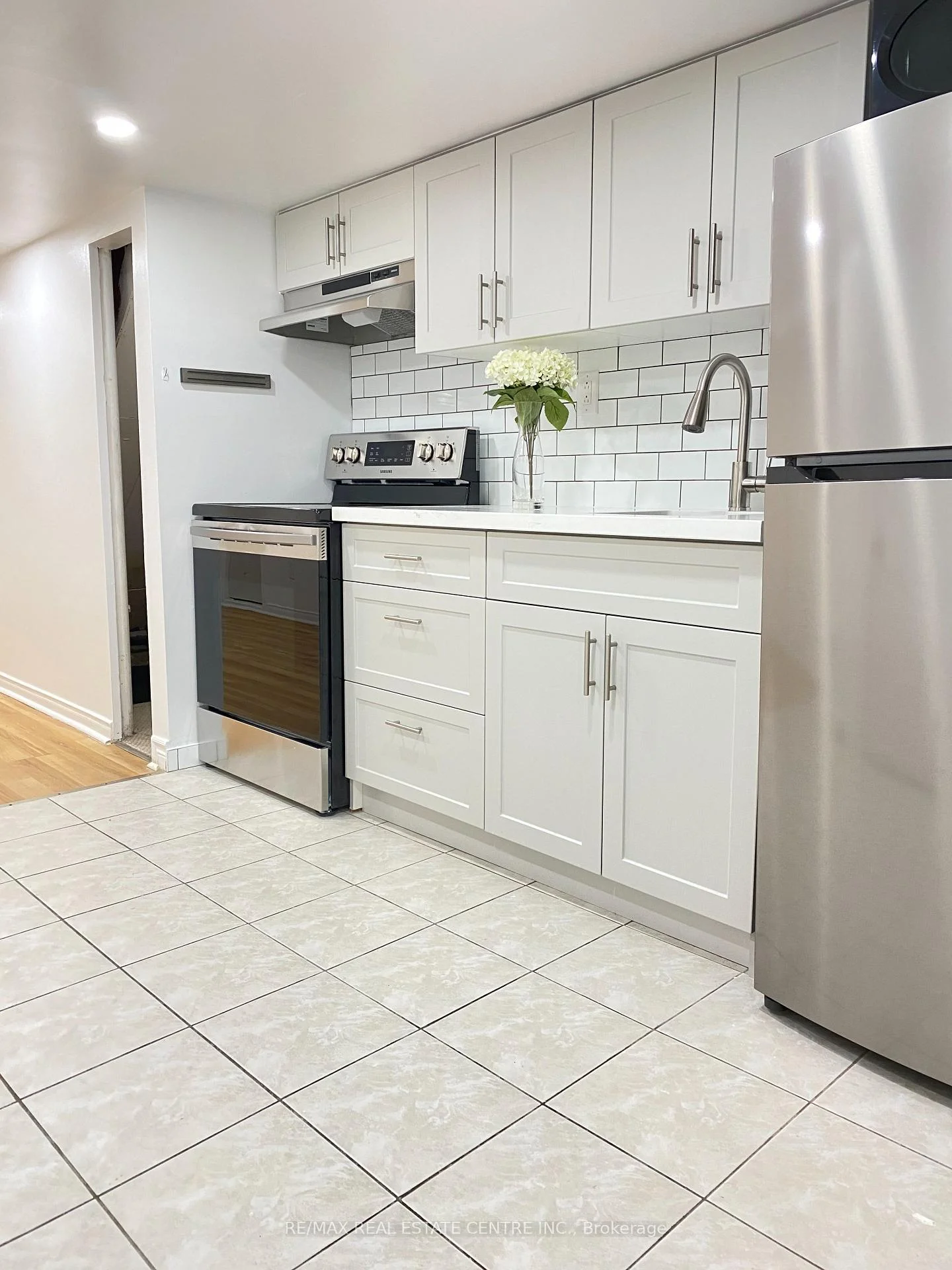 Photo 41 of Unit Lower, 472 Lansdowne Avenue, Toronto, Dufferin Grove — HOMEH