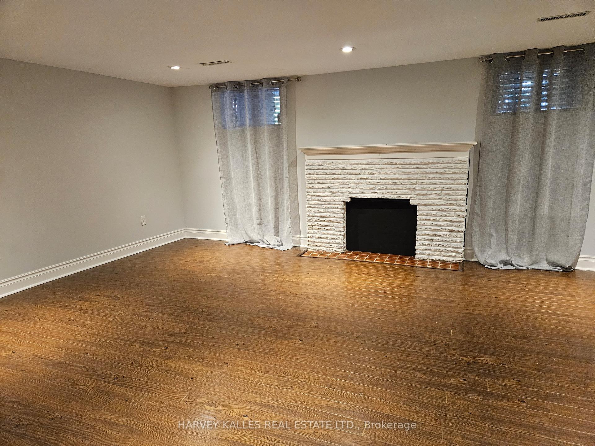 Photo 5 of Unit Lower, 85 Lanark Avenue, Toronto, Oakwood Village — HOMEH