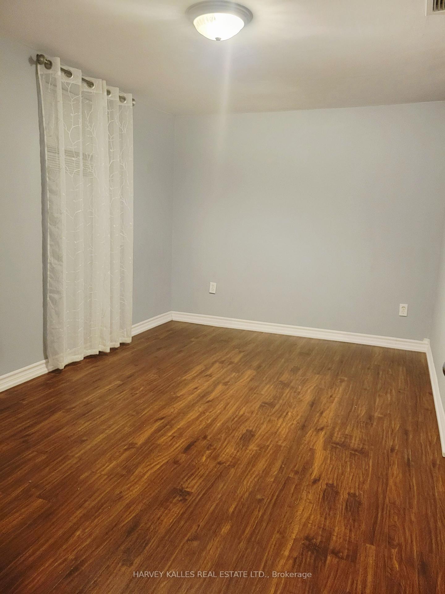 Photo 10 of Unit Lower, 85 Lanark Avenue, Toronto, Oakwood Village — HOMEH