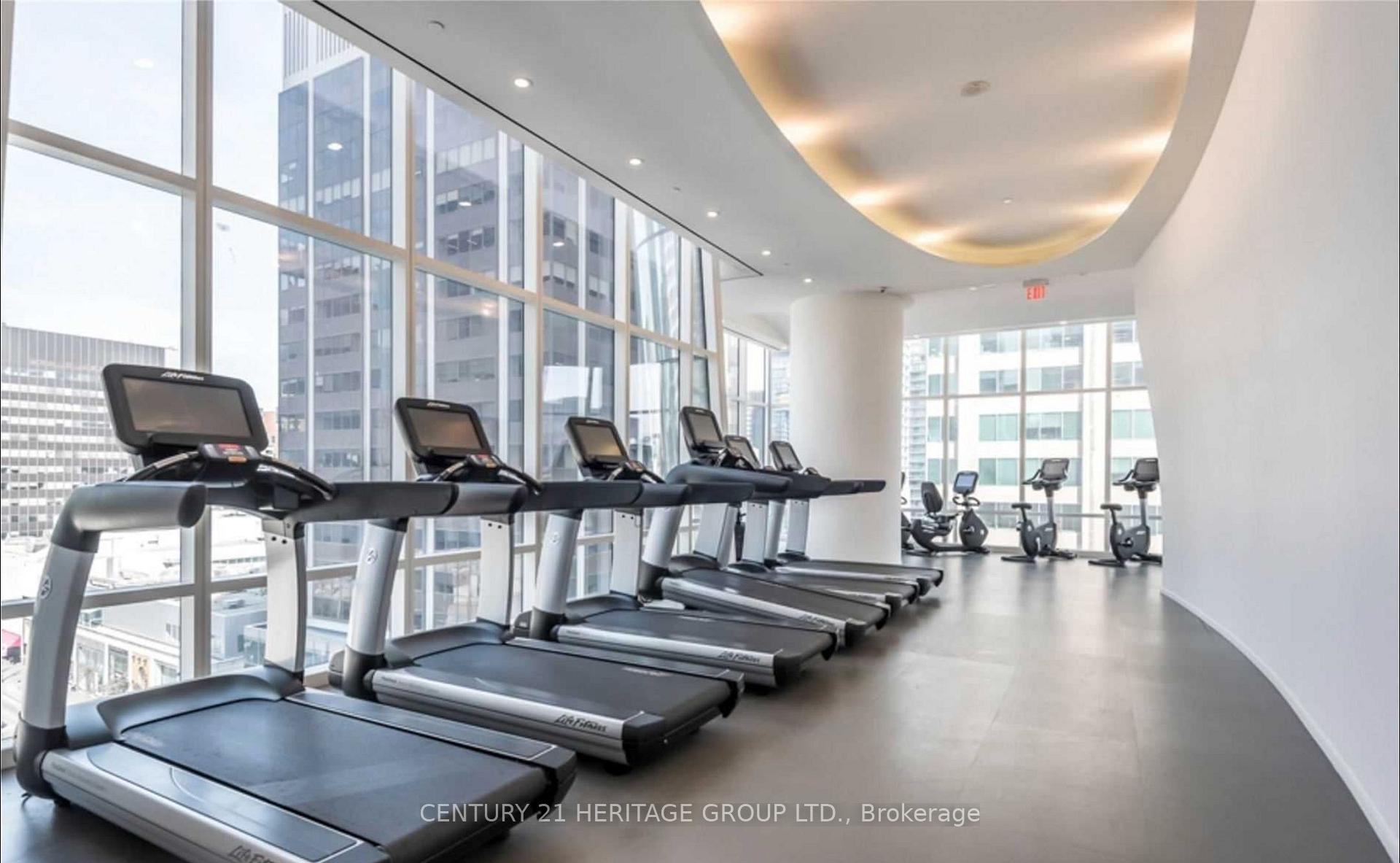 Photo 14 of Unit 4011, 1 Bloor Street E, Toronto, Church-Yonge Corridor — HOMEH