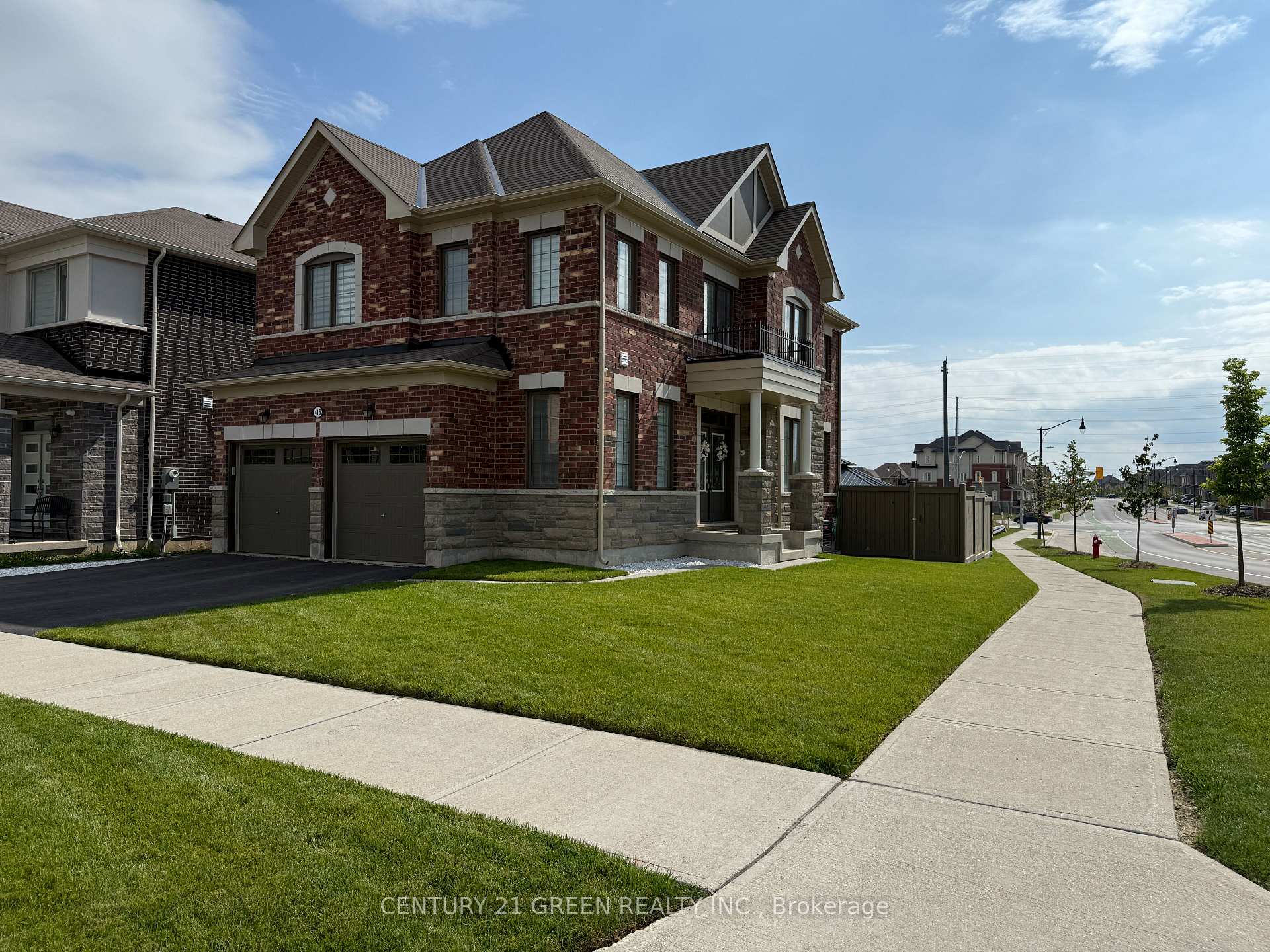 Photo 1 of 415 Remembrance Road, Brampton, Fletcher's Meadow — HOMEH