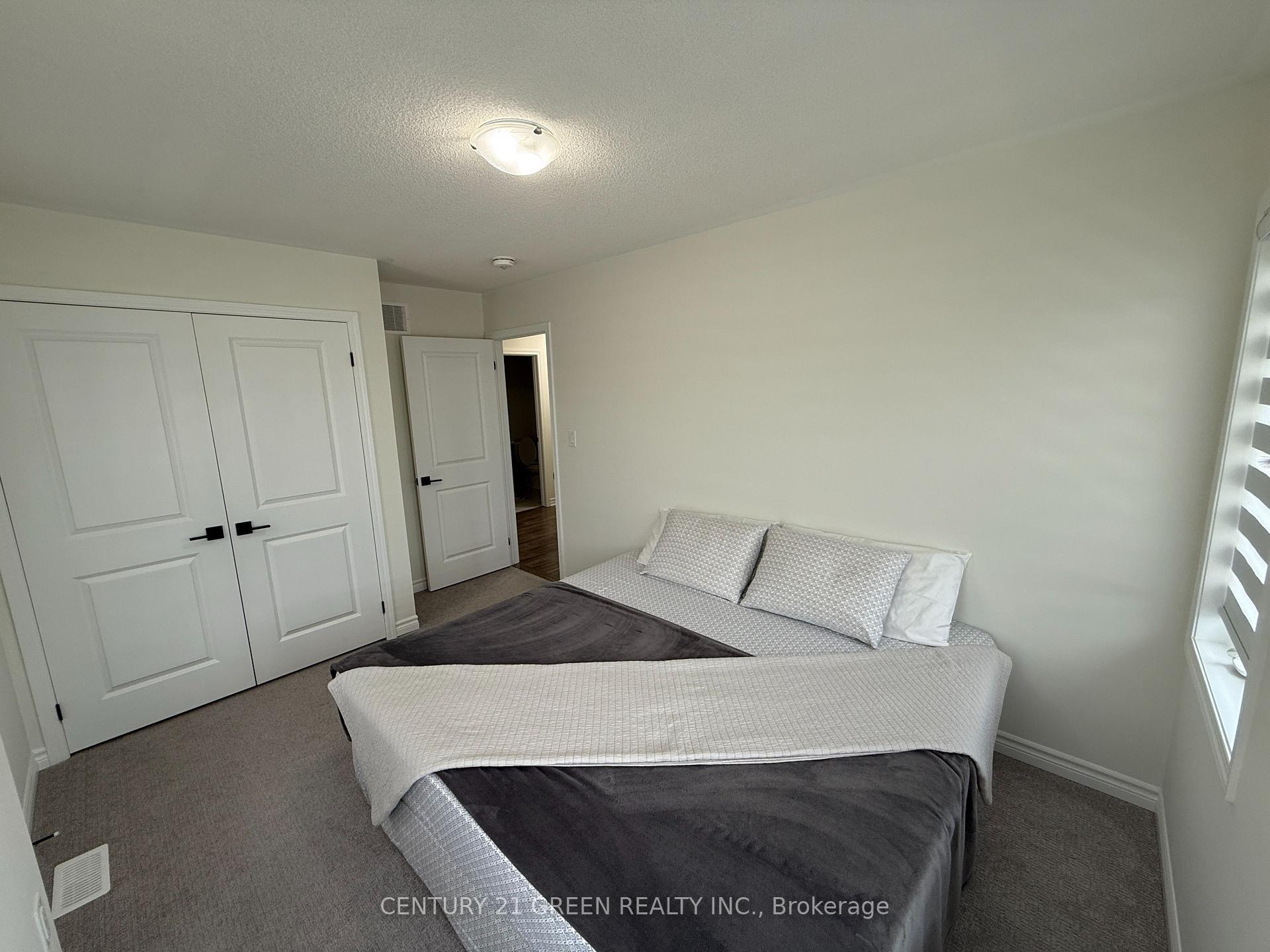 Photo 26 of 415 Remembrance Road, Brampton, Fletcher's Meadow — HOMEH