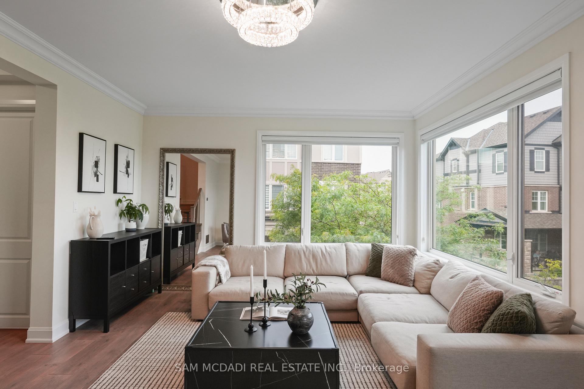 Photo 5 of Unit 34, 3006 Creekshore Common, Oakville, Glenorchy — HOMEH