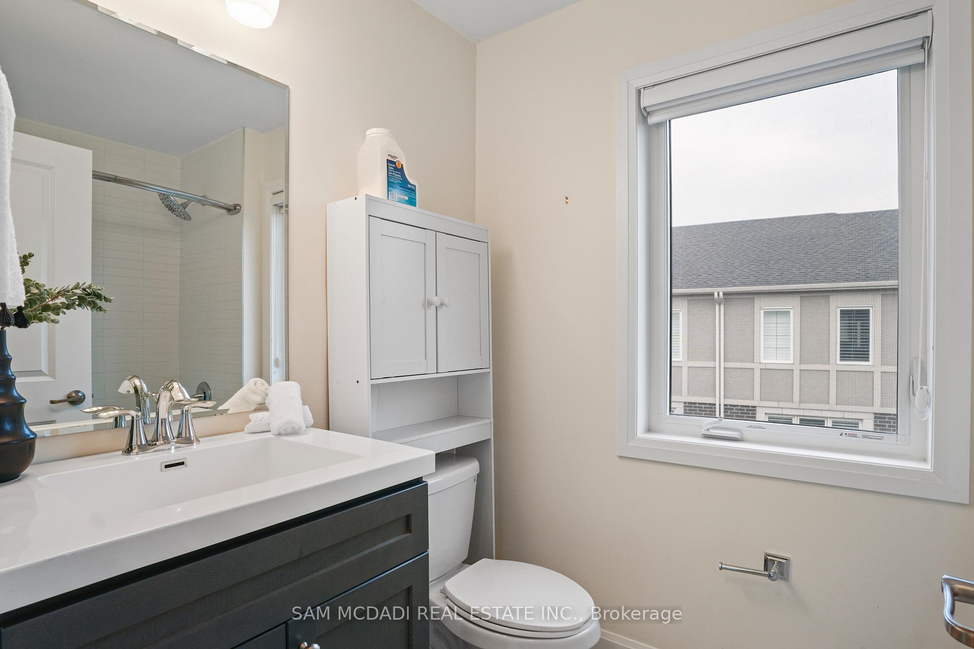 Photo 24 of Unit 34, 3006 Creekshore Common, Oakville, Glenorchy — HOMEH