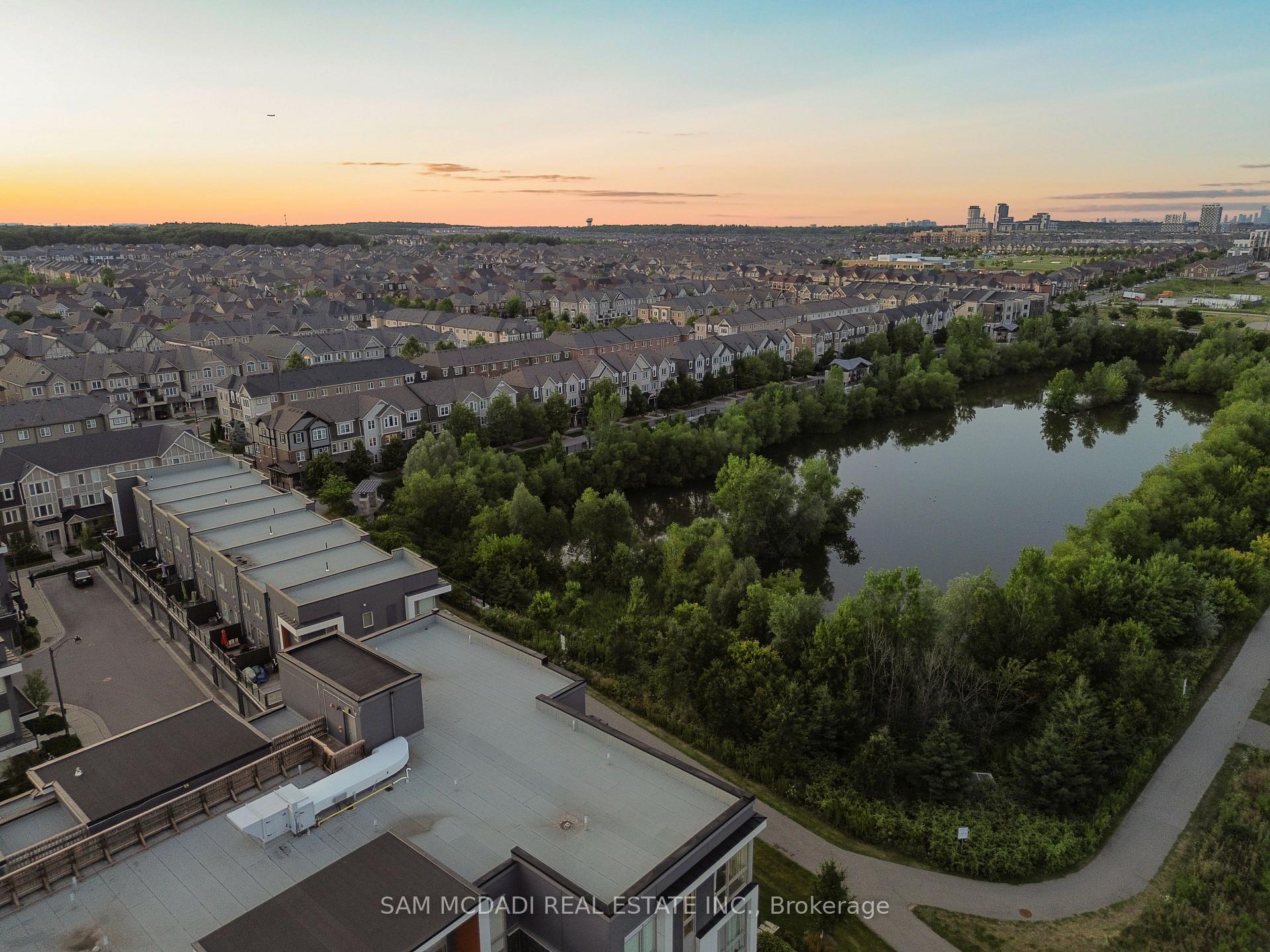Photo 30 of Unit 34, 3006 Creekshore Common, Oakville, Glenorchy — HOMEH