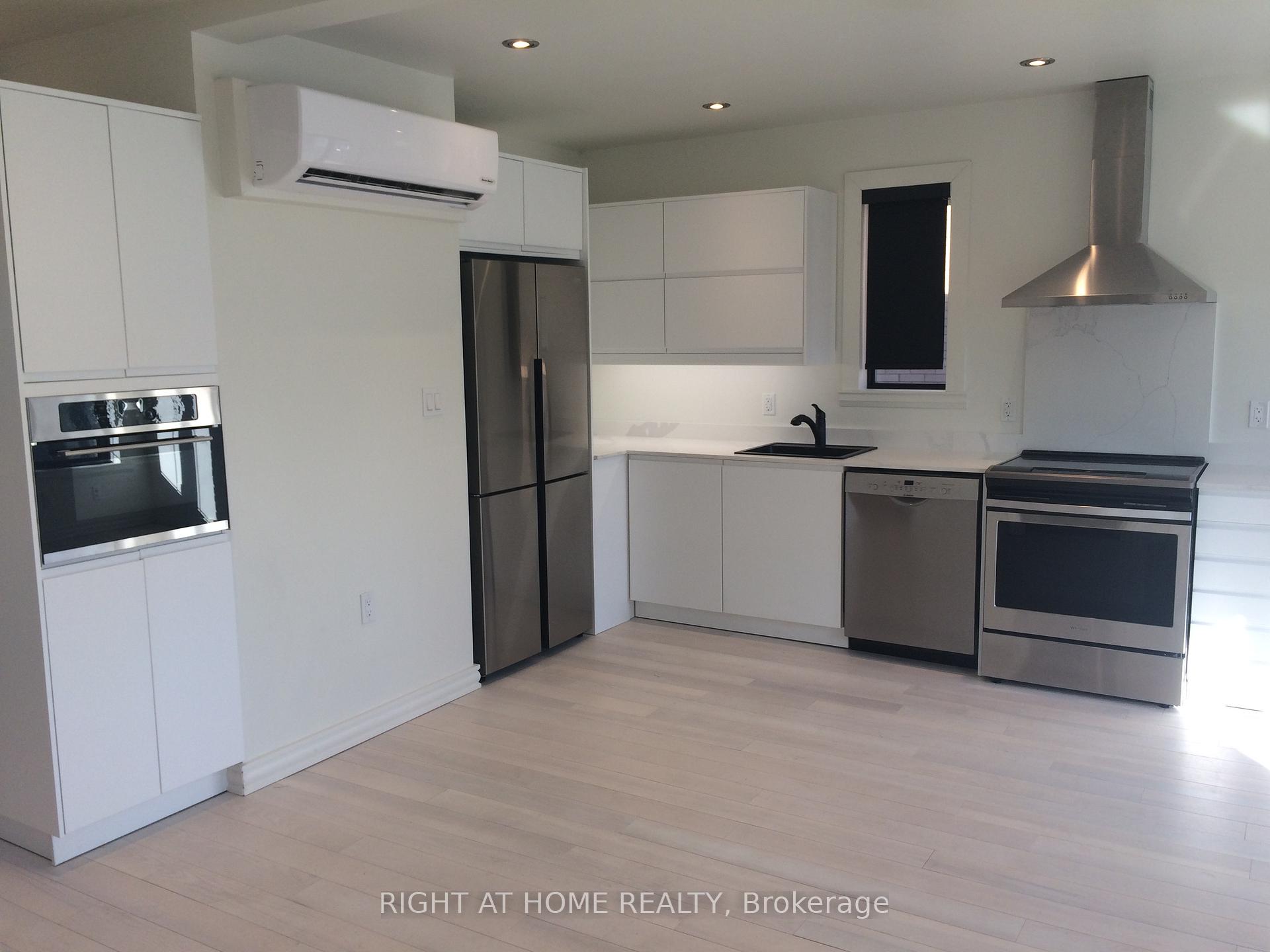 Photo 5 of Unit 4, 843 Main Street E, Hamilton, Stipley — HOMEH