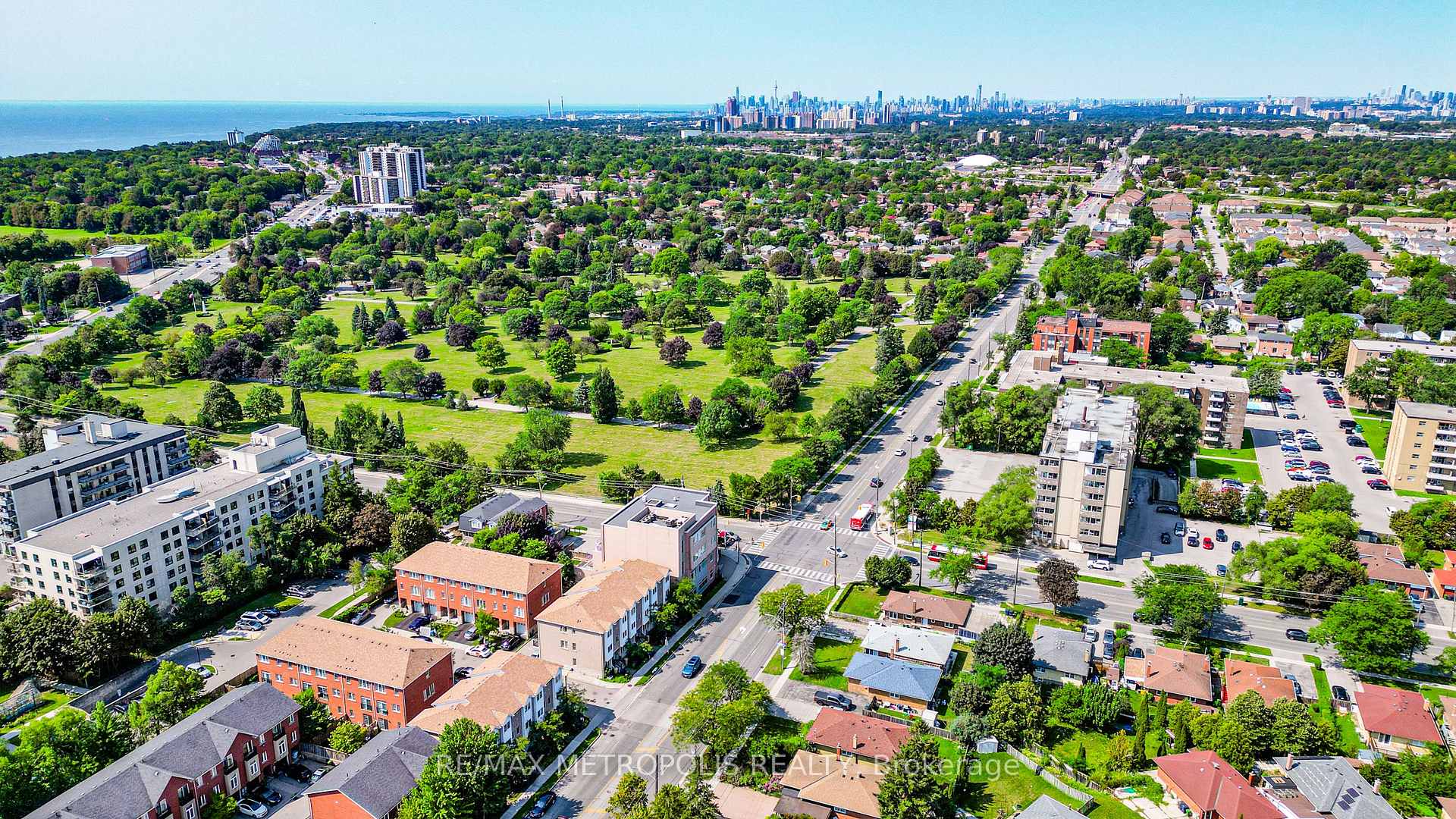 Photo 13 of 3767B St Claire Avenue E, Scarborough, Cliffcrest — HOMEH