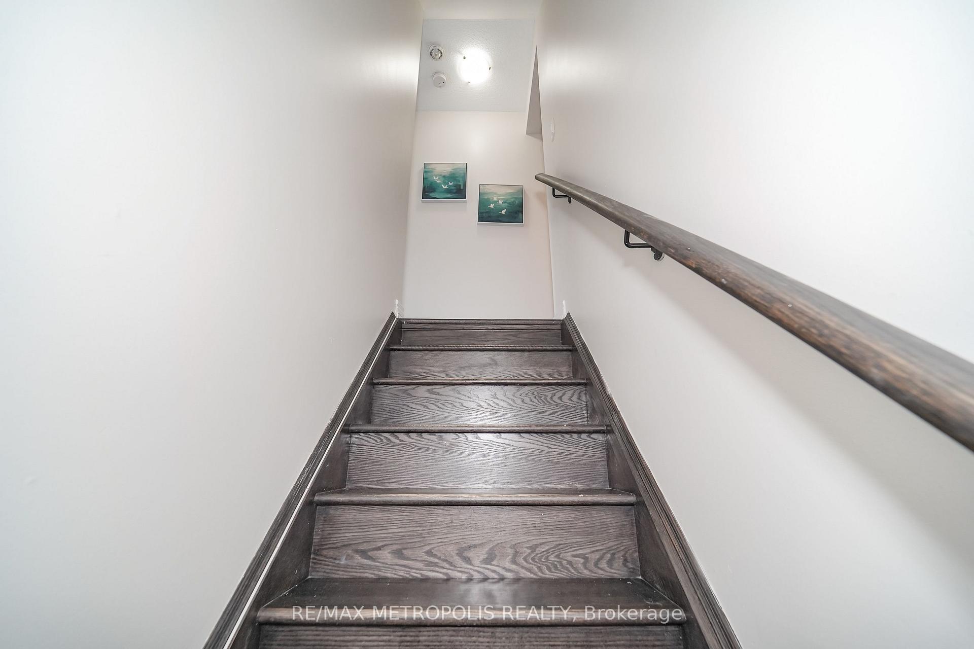 Photo 20 of 3767B St Claire Avenue E, Scarborough, Cliffcrest — HOMEH