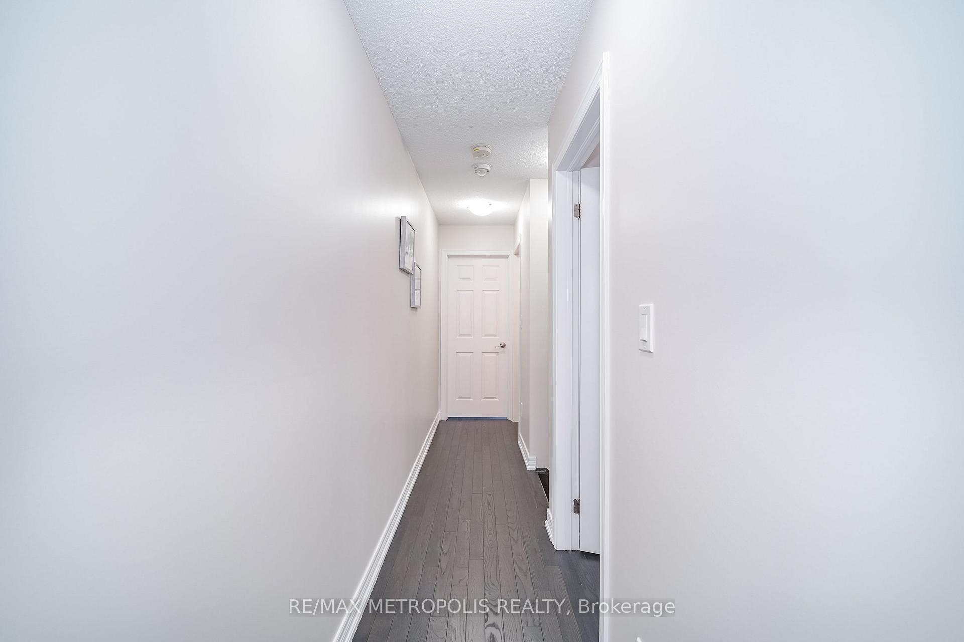 Photo 36 of 3767B St Claire Avenue E, Scarborough, Cliffcrest — HOMEH