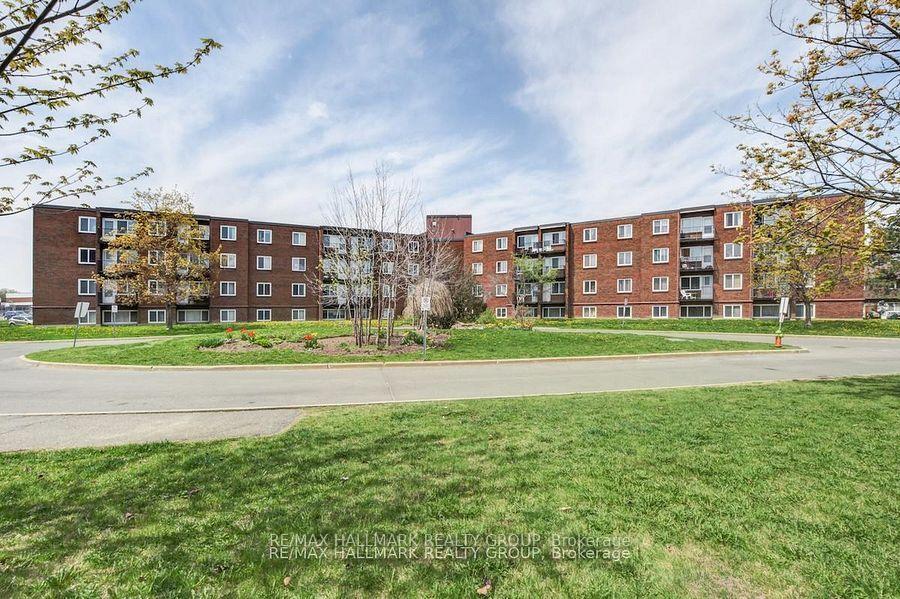 Photo 1 of Unit 401C, 2041 Arrowsmith Drive, Ottawa, Beacon Hill South — HOMEH