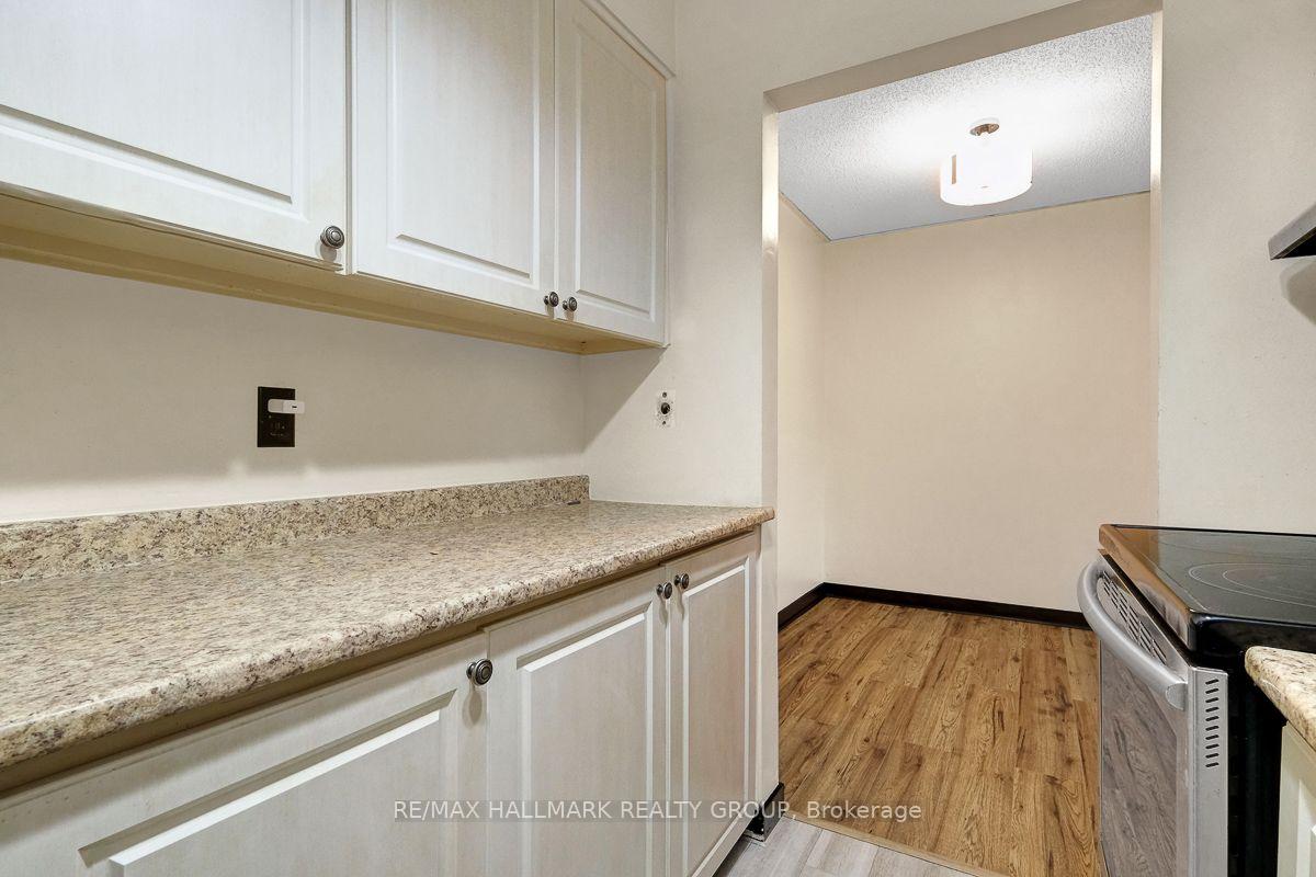 Photo 14 of Unit 401C, 2041 Arrowsmith Drive, Ottawa, Beacon Hill South — HOMEH
