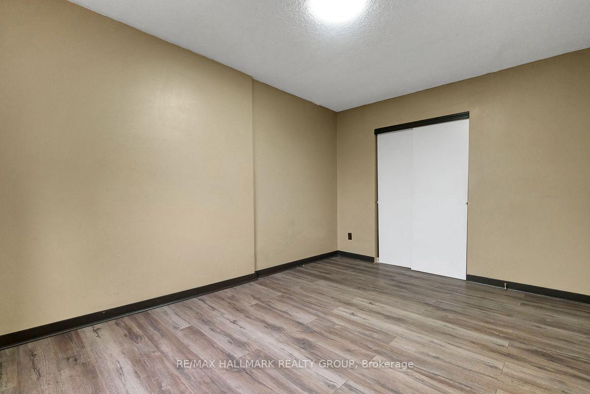Photo 17 of Unit 401C, 2041 Arrowsmith Drive, Ottawa, Beacon Hill South — HOMEH