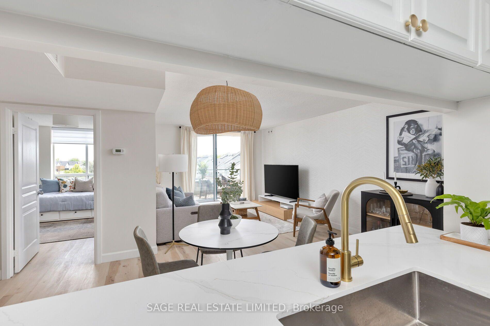 Photo 12 of Unit 401, 1765 Queen Street E, Toronto, The Beaches — HOMEH