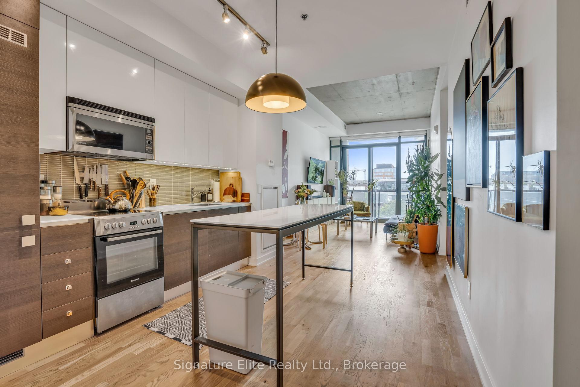 Photo 4 of Unit 402, 8 Dovercourt Road, Toronto, Little Portugal — HOMEH