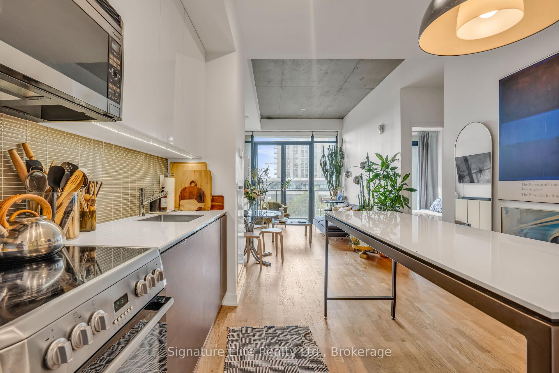 Photo 16 of Unit 402, 8 Dovercourt Road, Toronto, Little Portugal — HOMEH