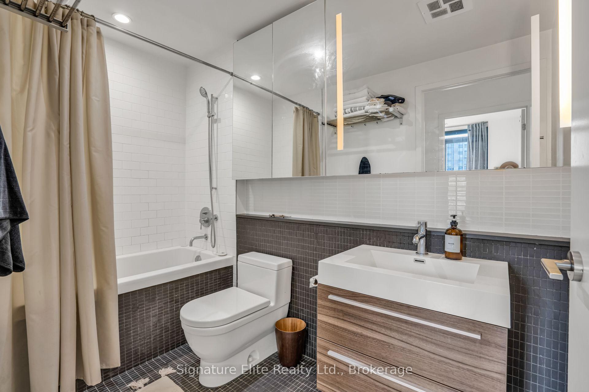 Photo 25 of Unit 402, 8 Dovercourt Road, Toronto, Little Portugal — HOMEH