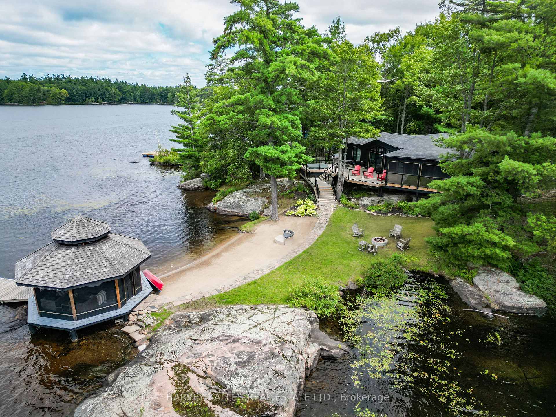 Photo 4 of 1069 White Eagle Road, Gravenhurst, Morrison — HOMEH