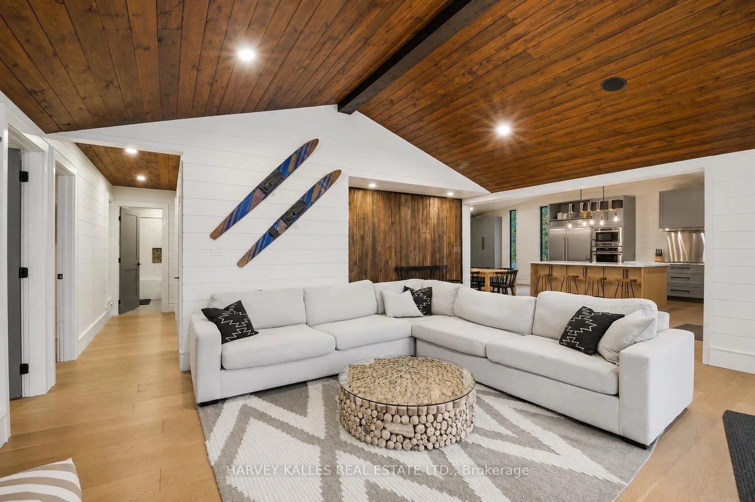 Photo 15 of 1069 White Eagle Road, Gravenhurst, Morrison — HOMEH