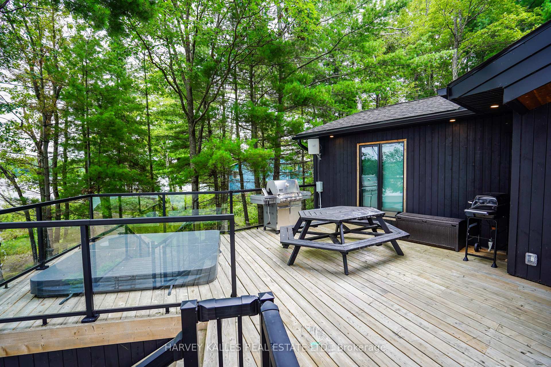 Photo 27 of 1069 White Eagle Road, Gravenhurst, Morrison — HOMEH