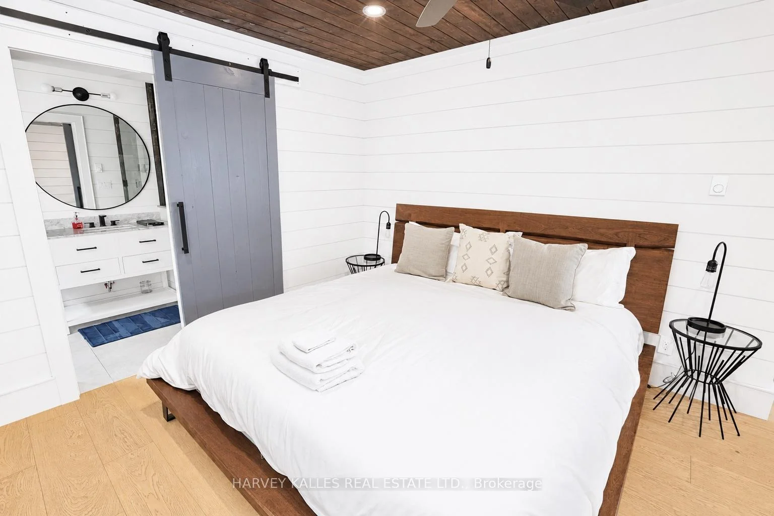 Photo 35 of 1069 White Eagle Road, Gravenhurst, Morrison — HOMEH