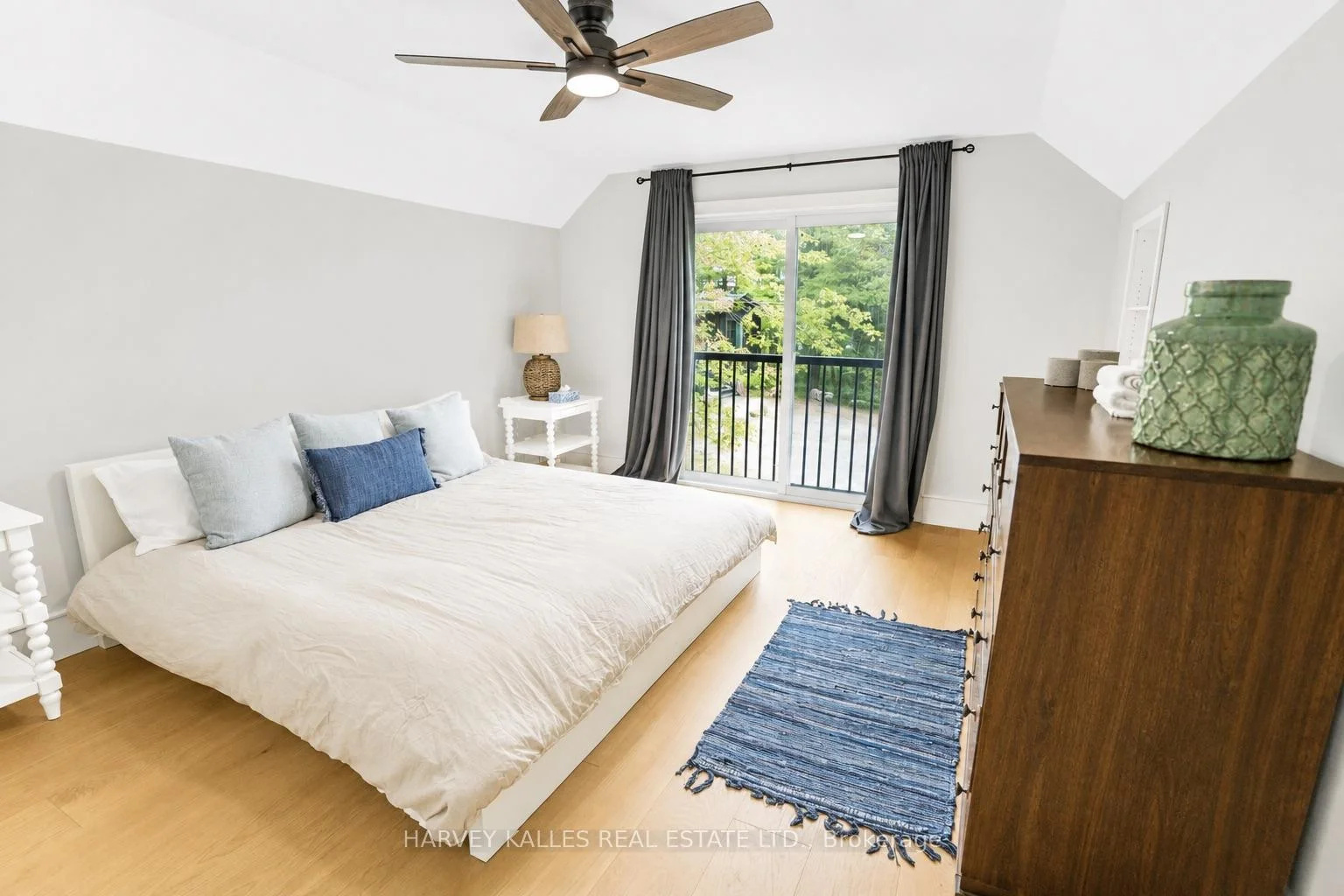 Photo 52 of 1069 White Eagle Road, Gravenhurst, Morrison — HOMEH