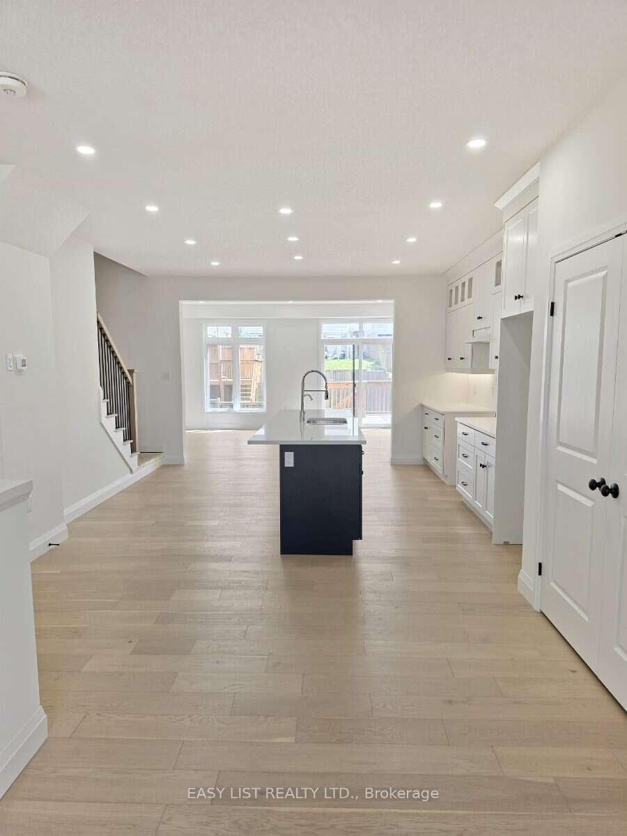 Photo 10 of 10 Kay Crescent, Guelph, Pineridge/Westminster Woods — HOMEH