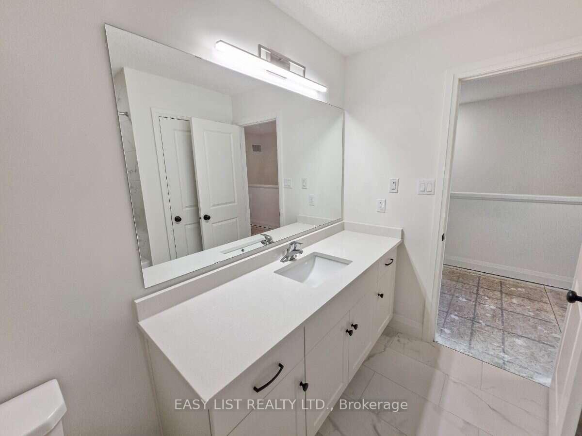 Photo 14 of 10 Kay Crescent, Guelph, Pineridge/Westminster Woods — HOMEH