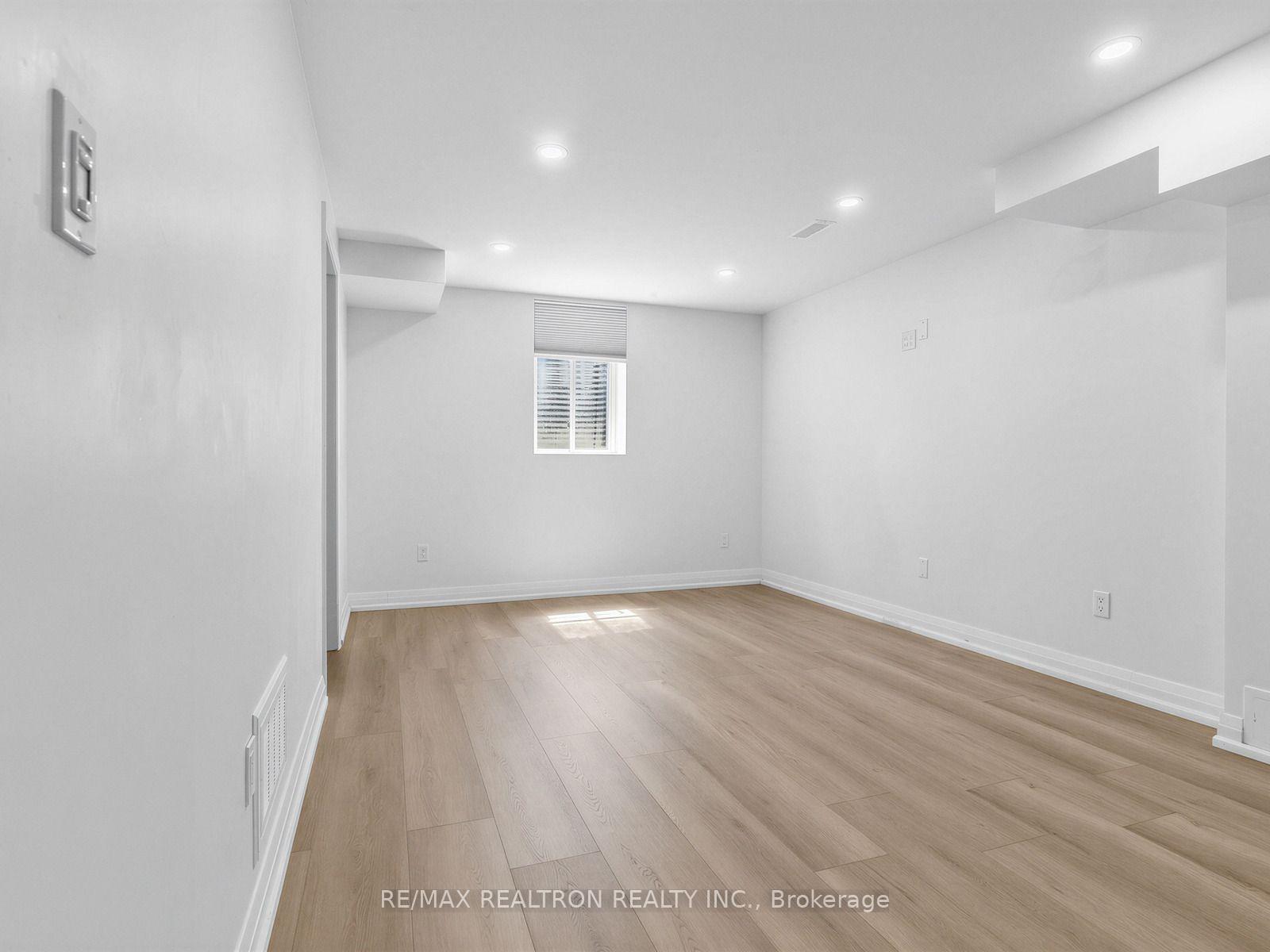 Photo 7 of Unit BSMT, 51 Monarchy Street, Barrie, Innis-Shore — HOMEH
