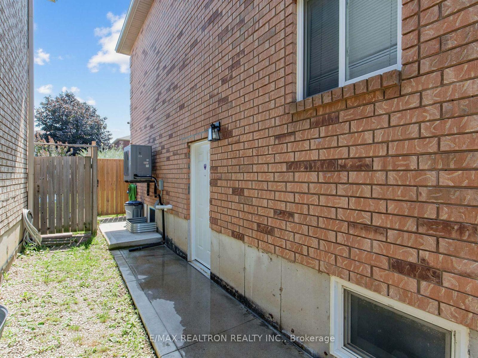 Photo 21 of Unit BSMT, 51 Monarchy Street, Barrie, Innis-Shore — HOMEH