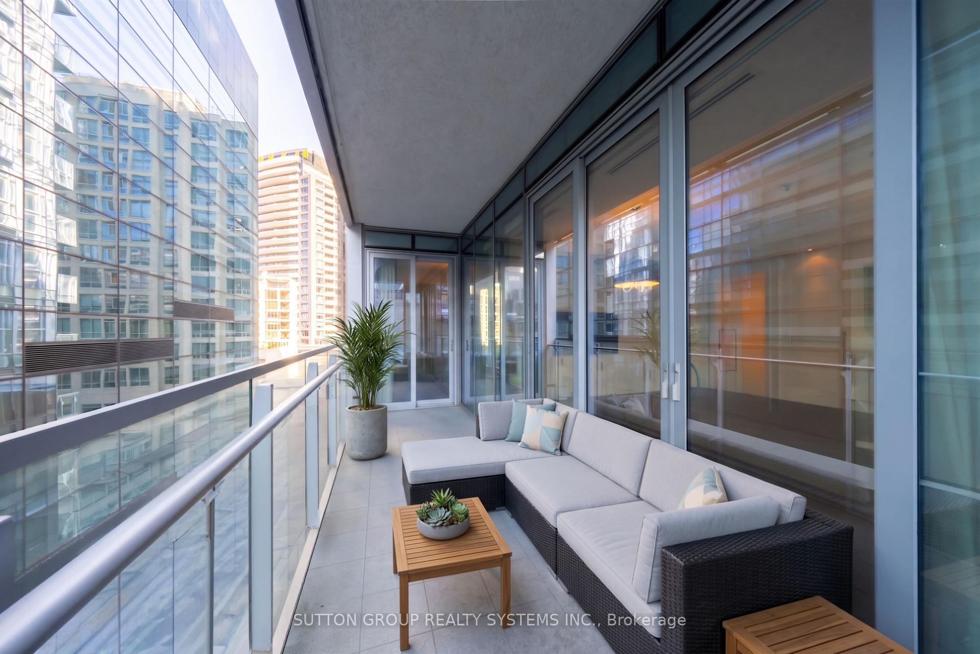 Photo 8 of Unit 506, 55 Scollard Street, Toronto, The Annex — HOMEH