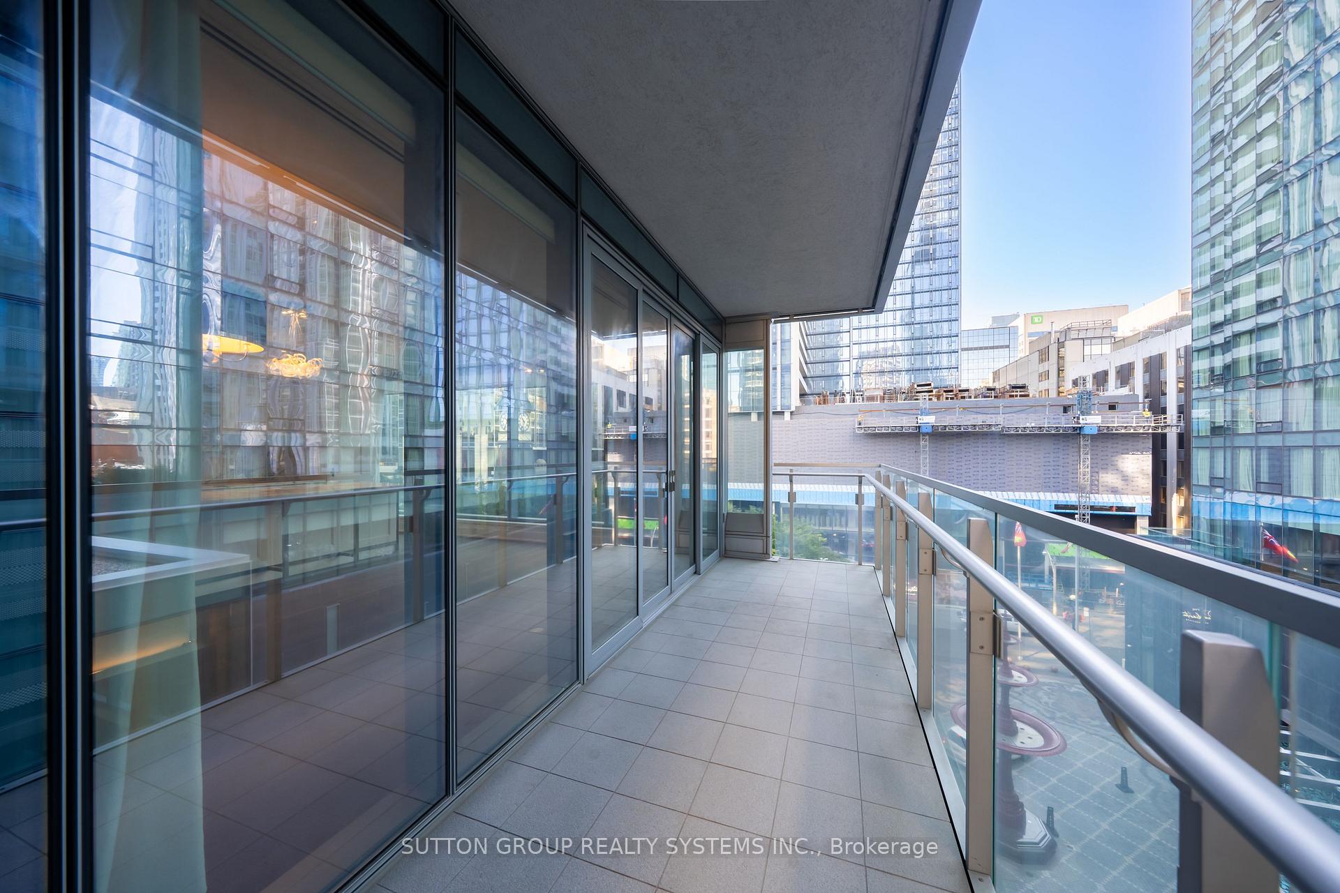 Photo 10 of Unit 506, 55 Scollard Street, Toronto, The Annex — HOMEH