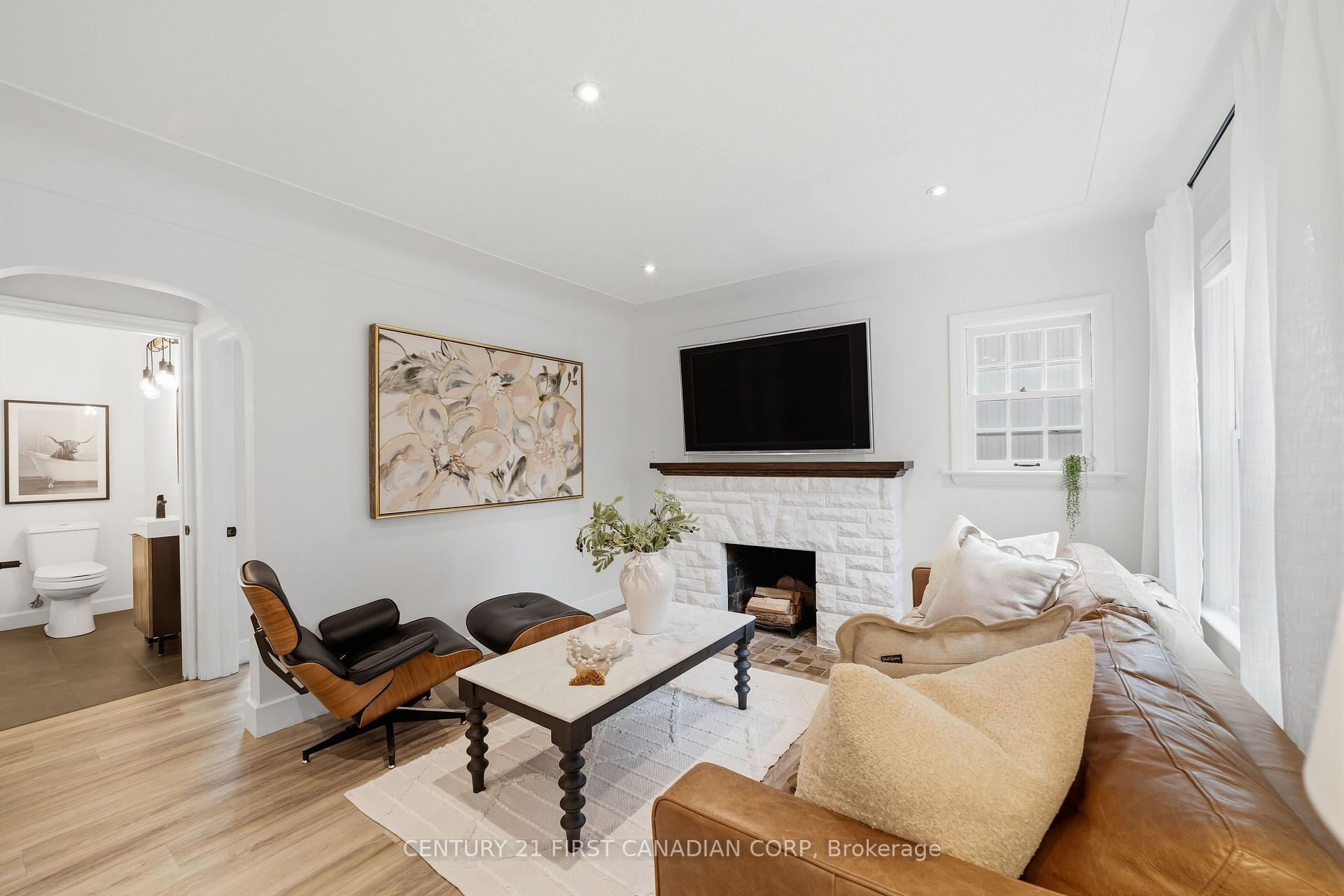 Photo 15 of 378 Byron Boulevard, London, South B — HOMEH