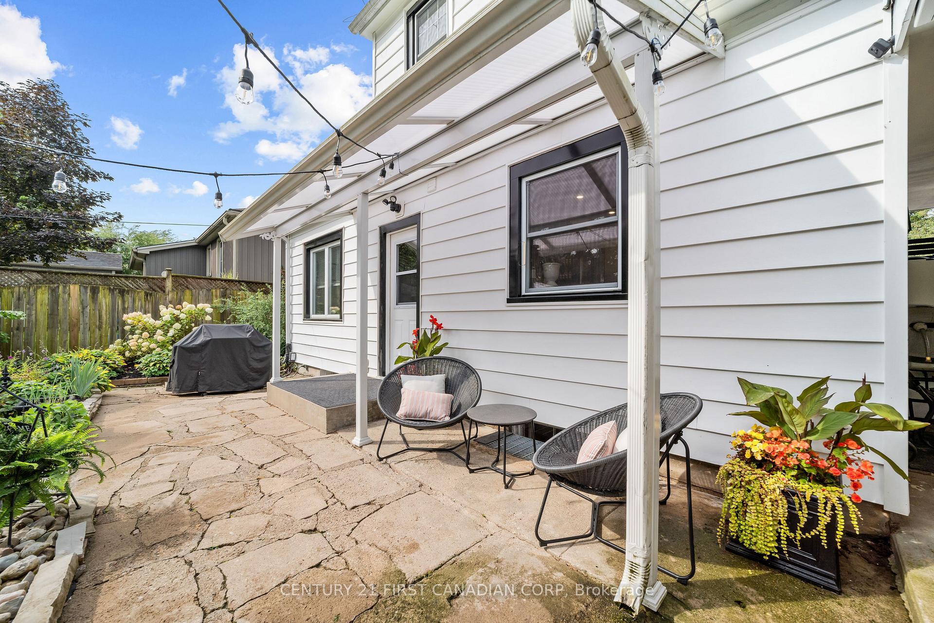 Photo 33 of 378 Byron Boulevard, London, South B — HOMEH