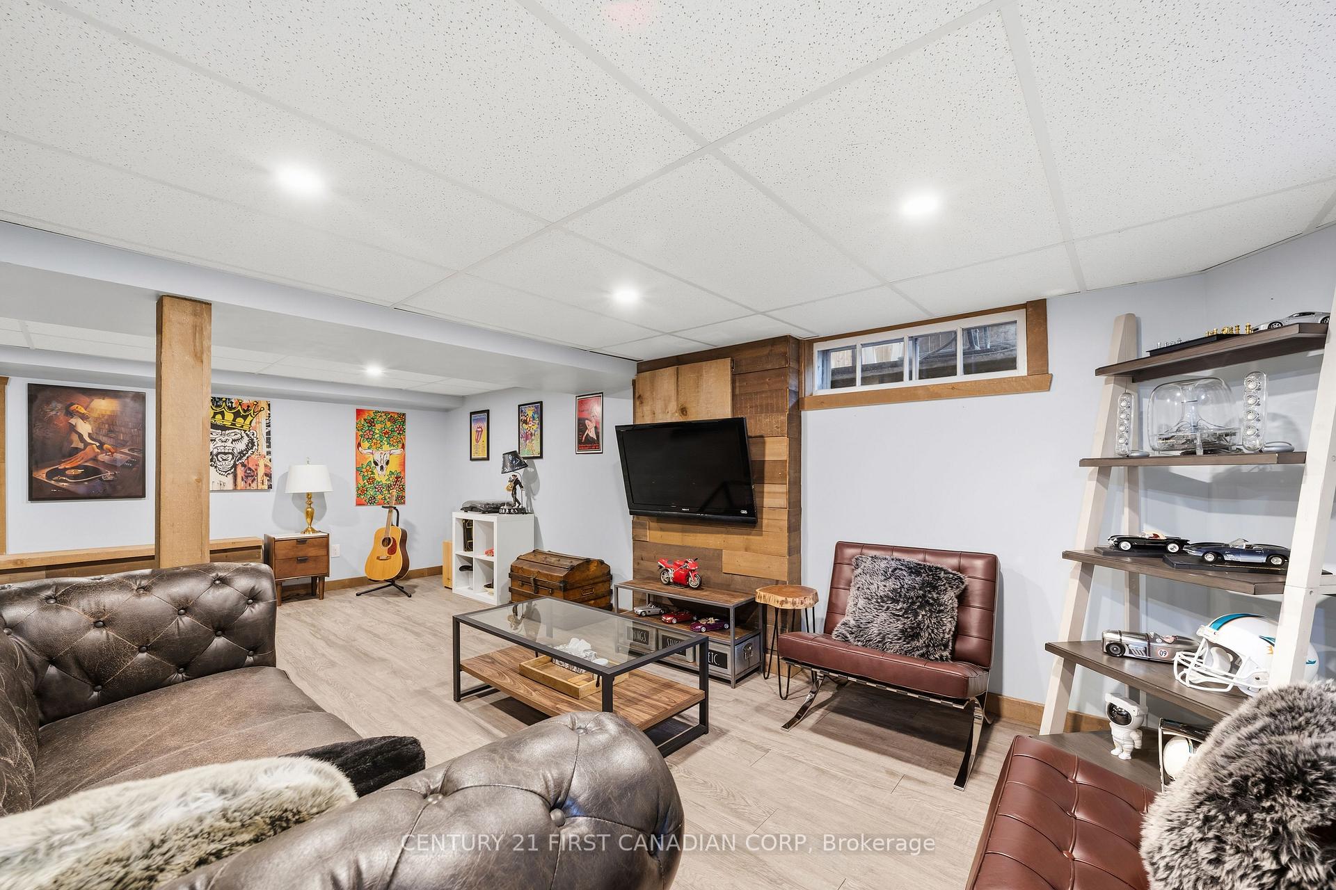 Photo 31 of 378 Byron Boulevard, London, South B — HOMEH