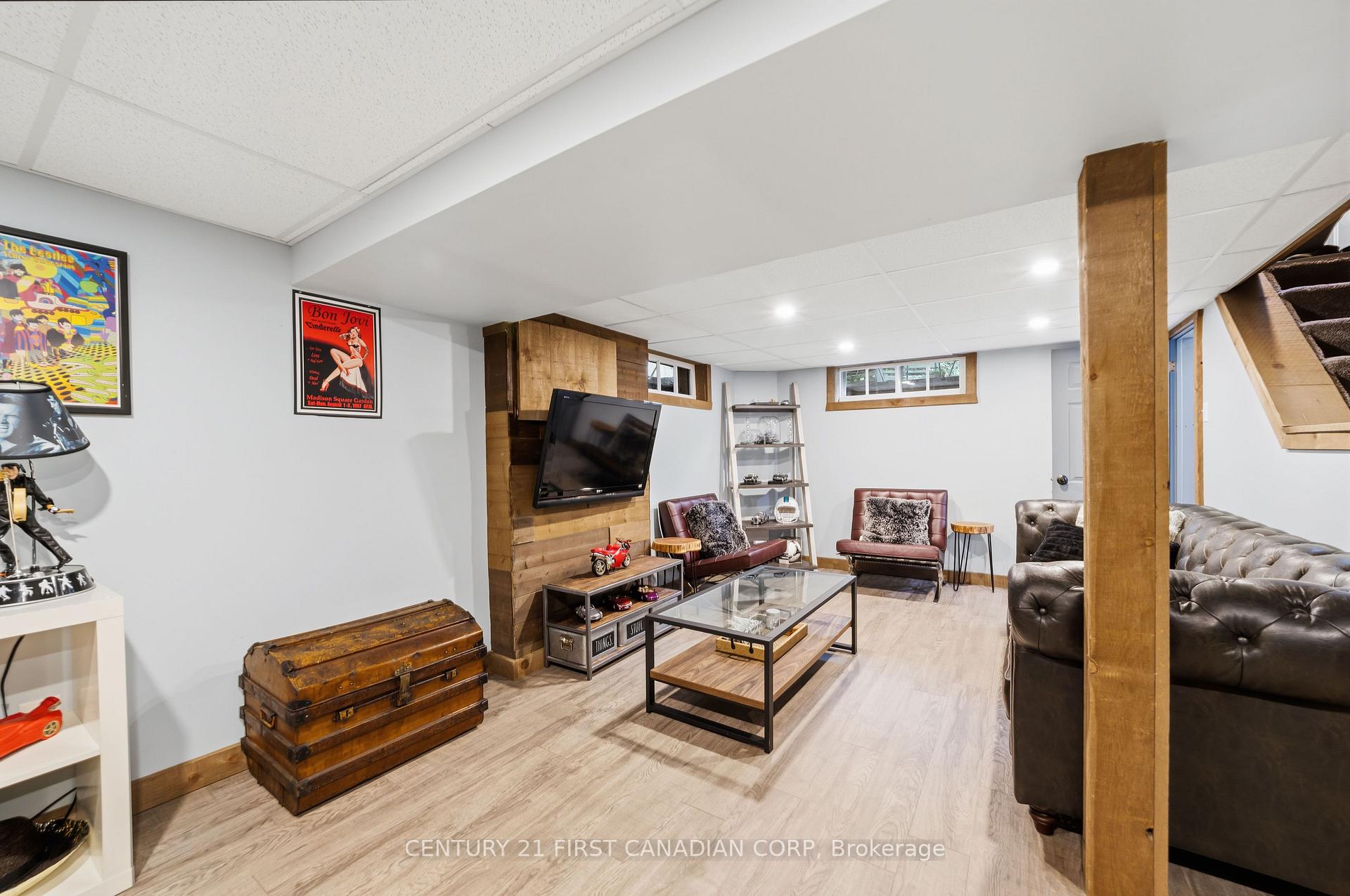 Photo 30 of 378 Byron Boulevard, London, South B — HOMEH