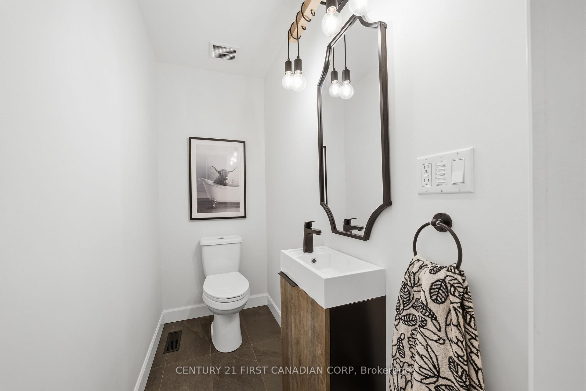 Photo 17 of 378 Byron Boulevard, London, South B — HOMEH