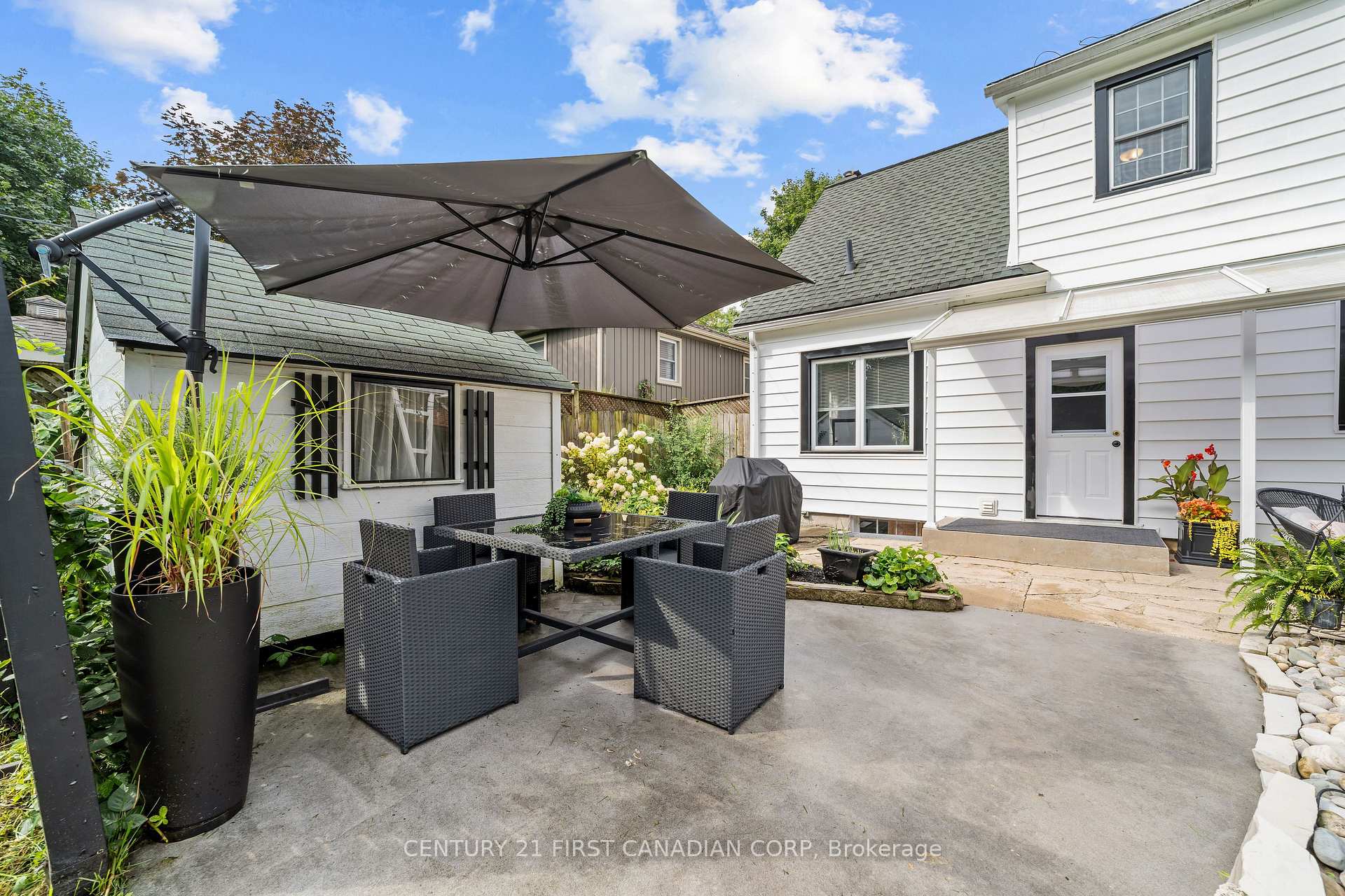 Photo 39 of 378 Byron Boulevard, London, South B — HOMEH