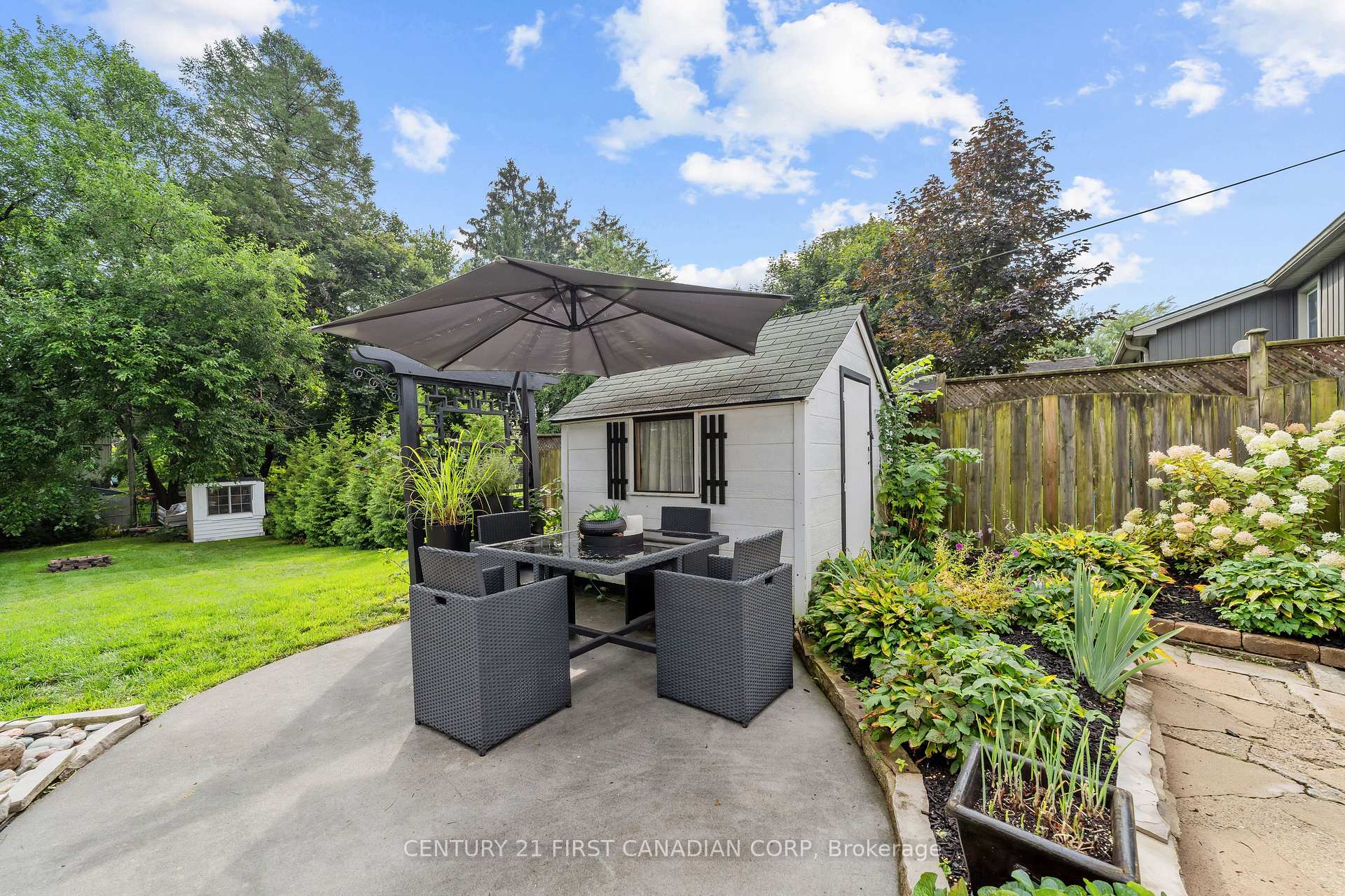 Photo 37 of 378 Byron Boulevard, London, South B — HOMEH